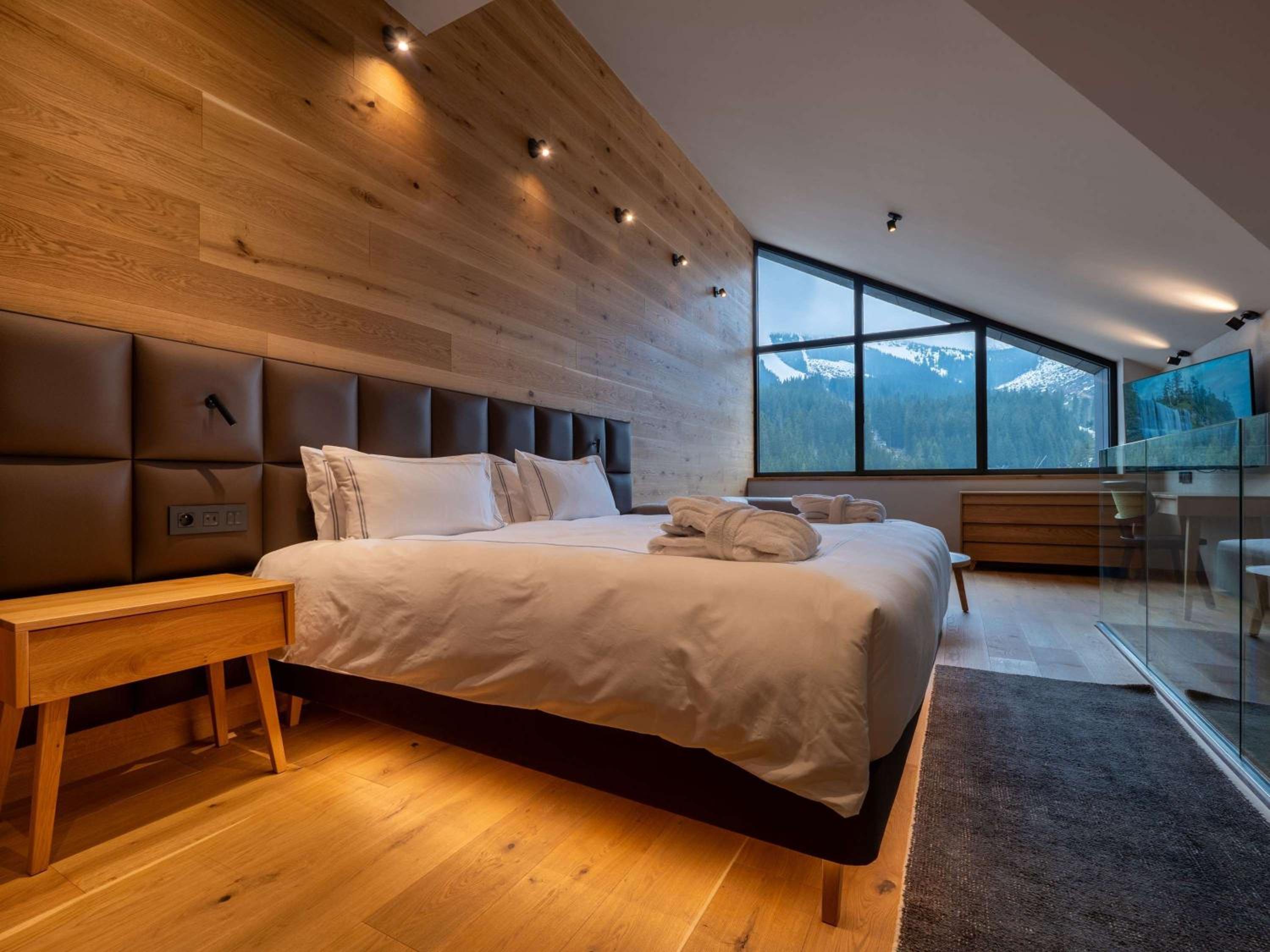 Swiss Signature Apartment - Photo 1