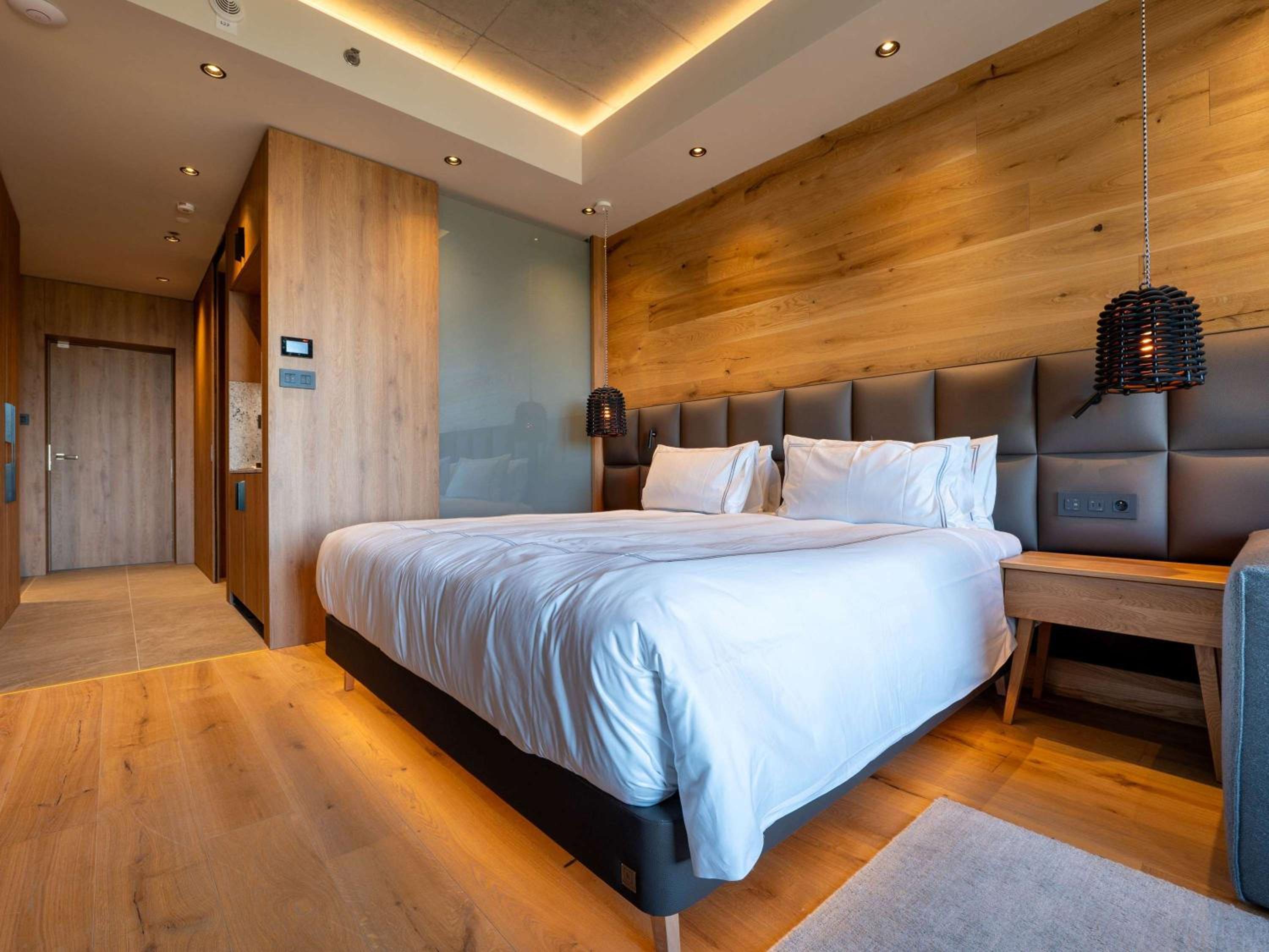 Swiss Advantage King Room  - Photo 3