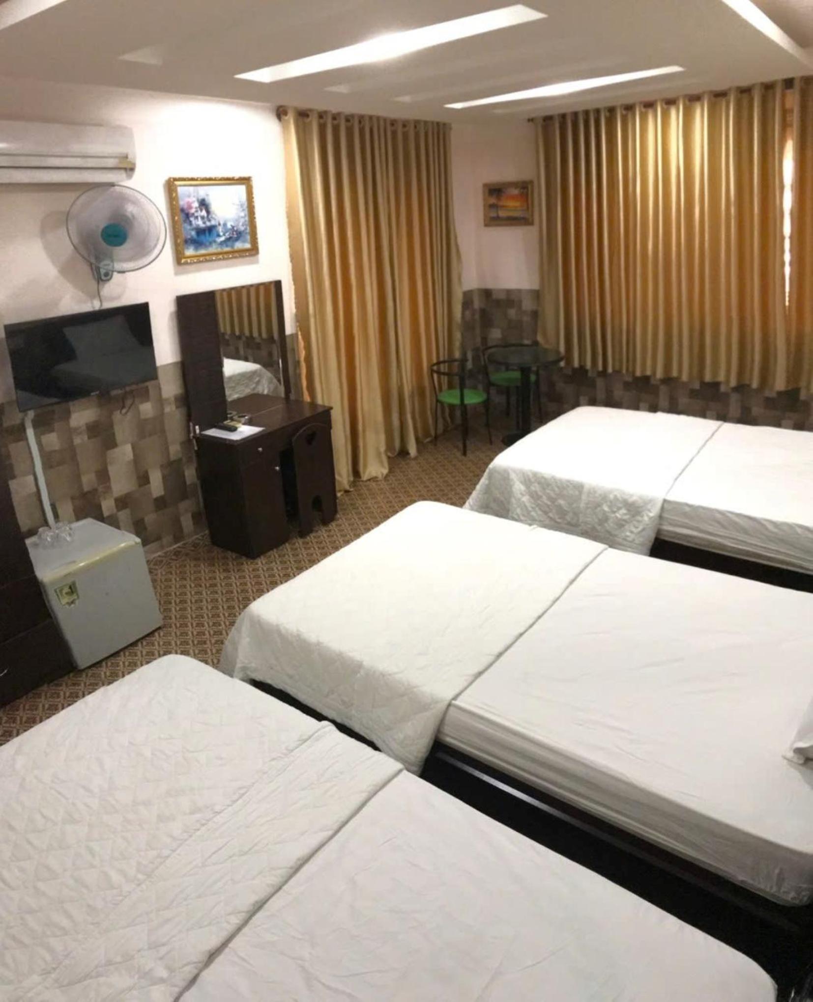 Deluxe Triple Room photo 3