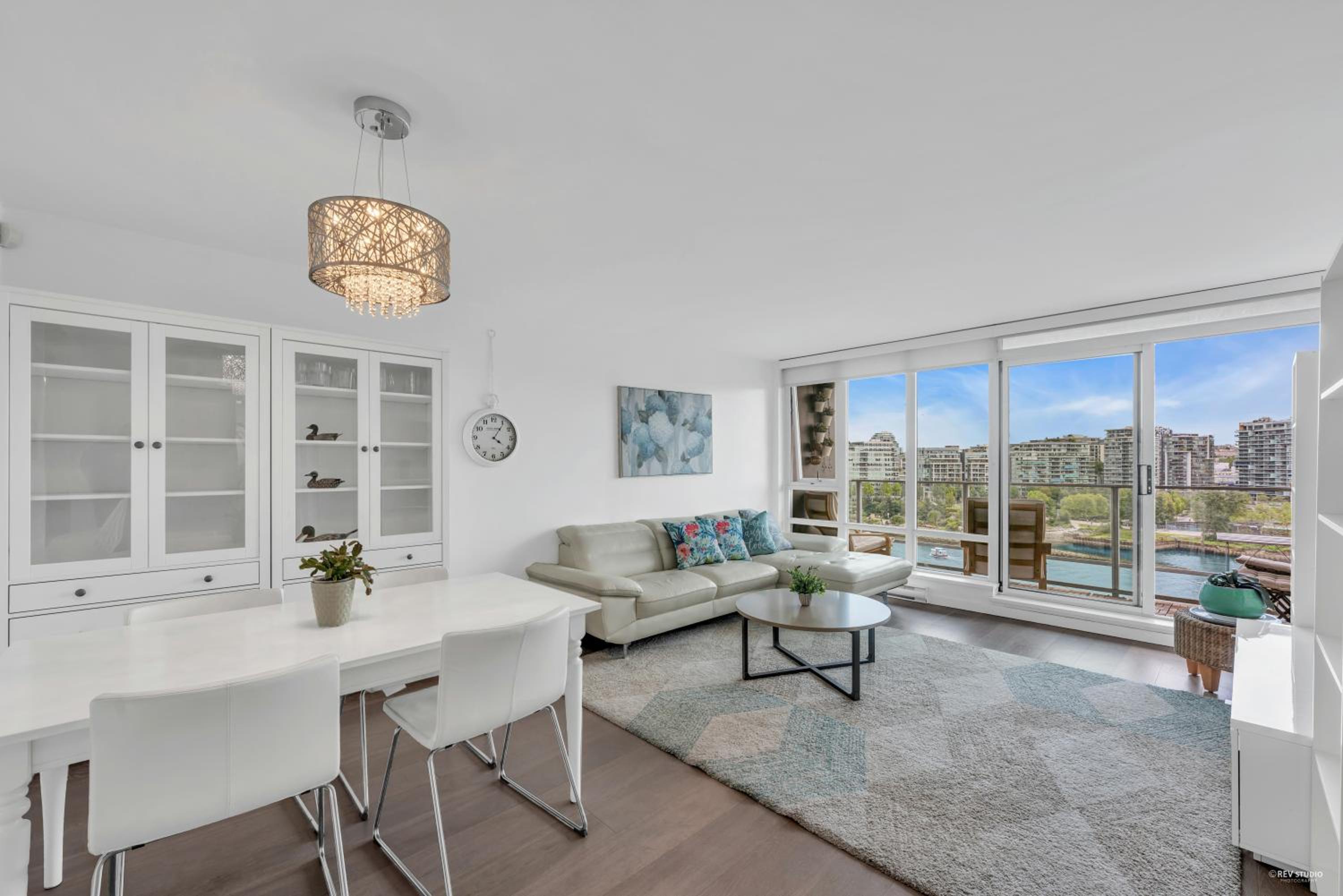 Two-Bedroom Apartment - Oceanfront  photo 2