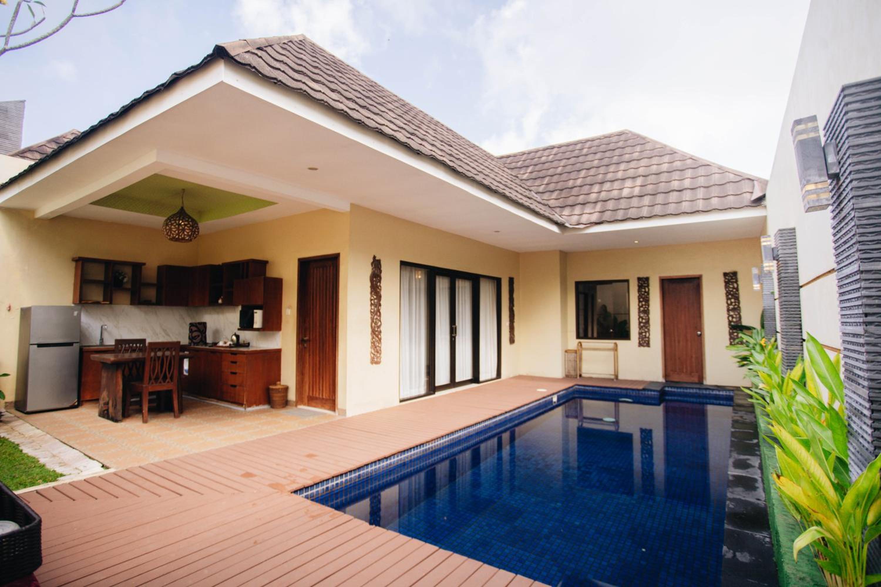 Double Room with Pool View photo 2