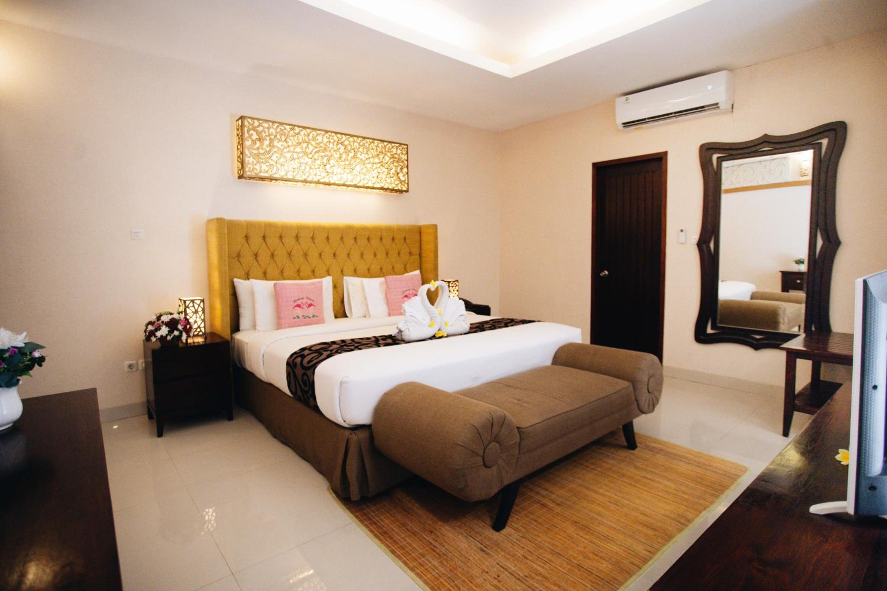 Double Room with Pool View