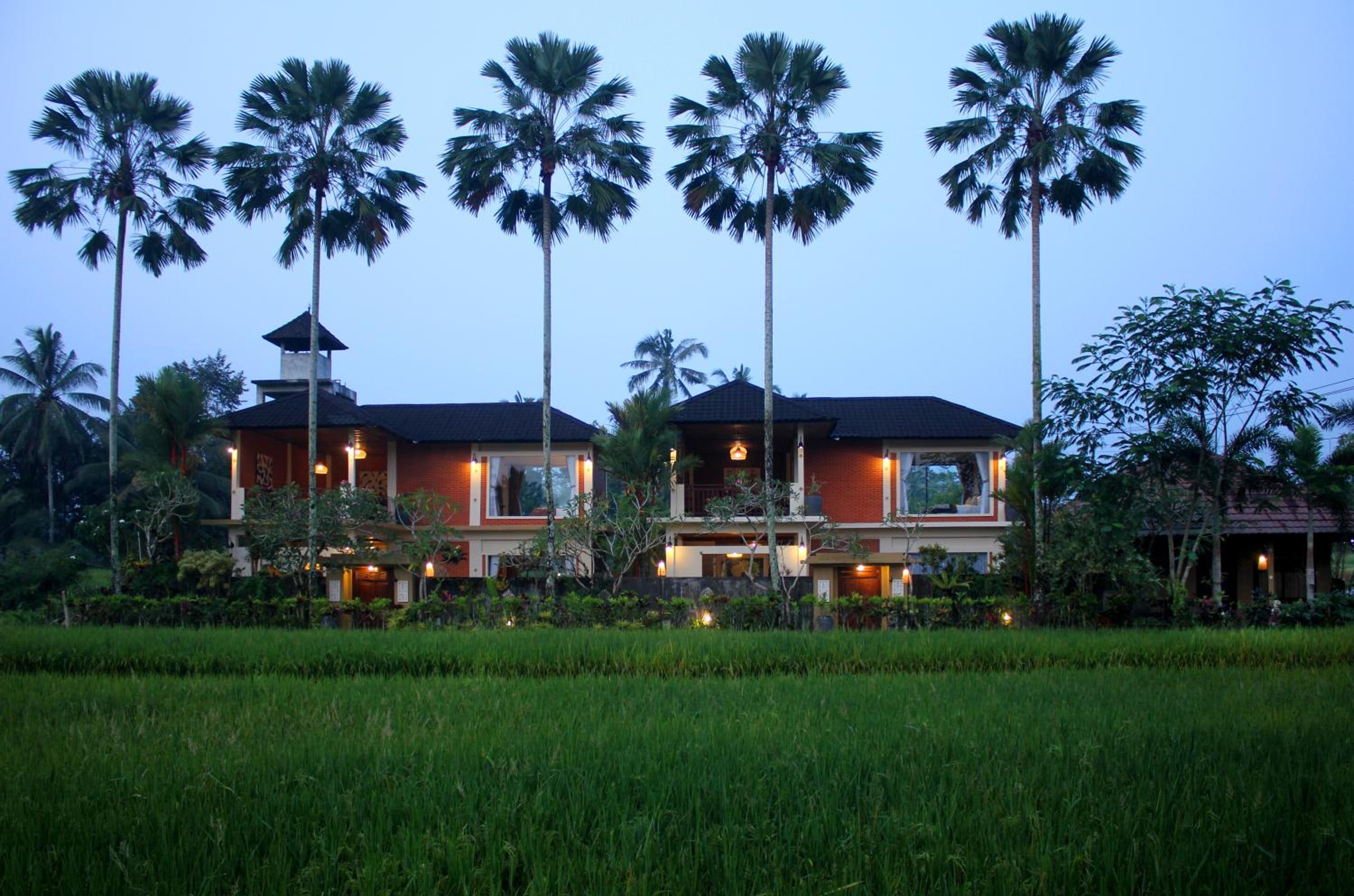 Two-Bedroom Villa - Photo 2