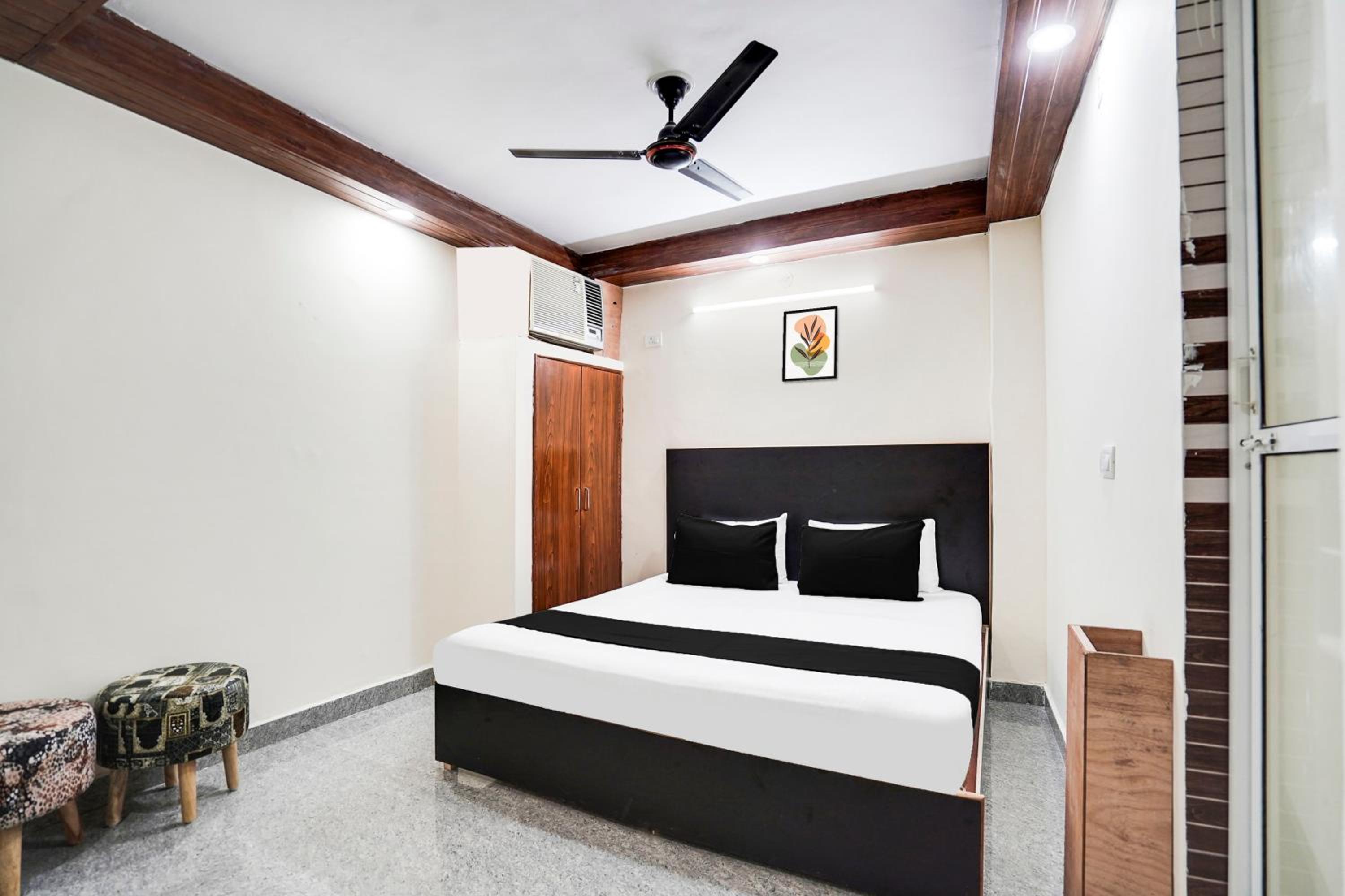 Classic Triple Room photo 1