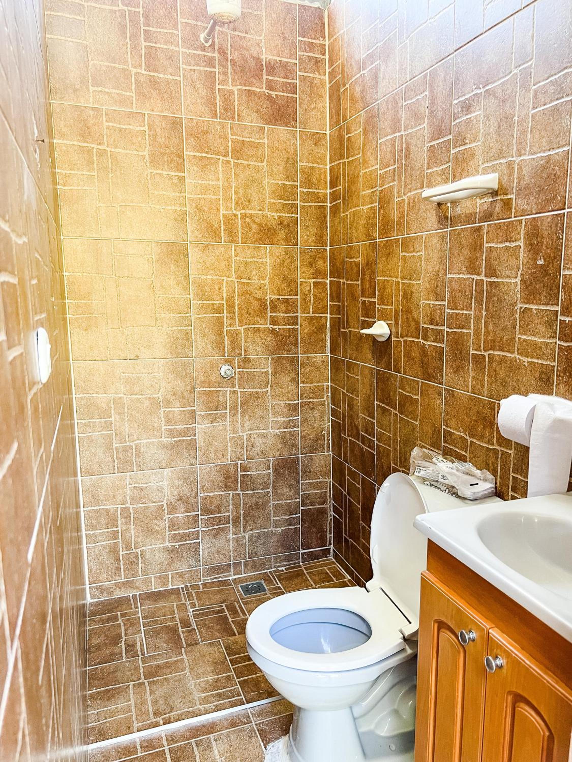 Double Room with Shared Bathroom photo 3