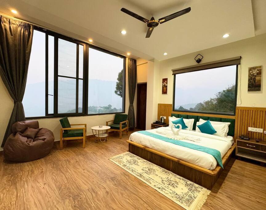 Superior One-Bedroom Apartment With Balcony photo 3
