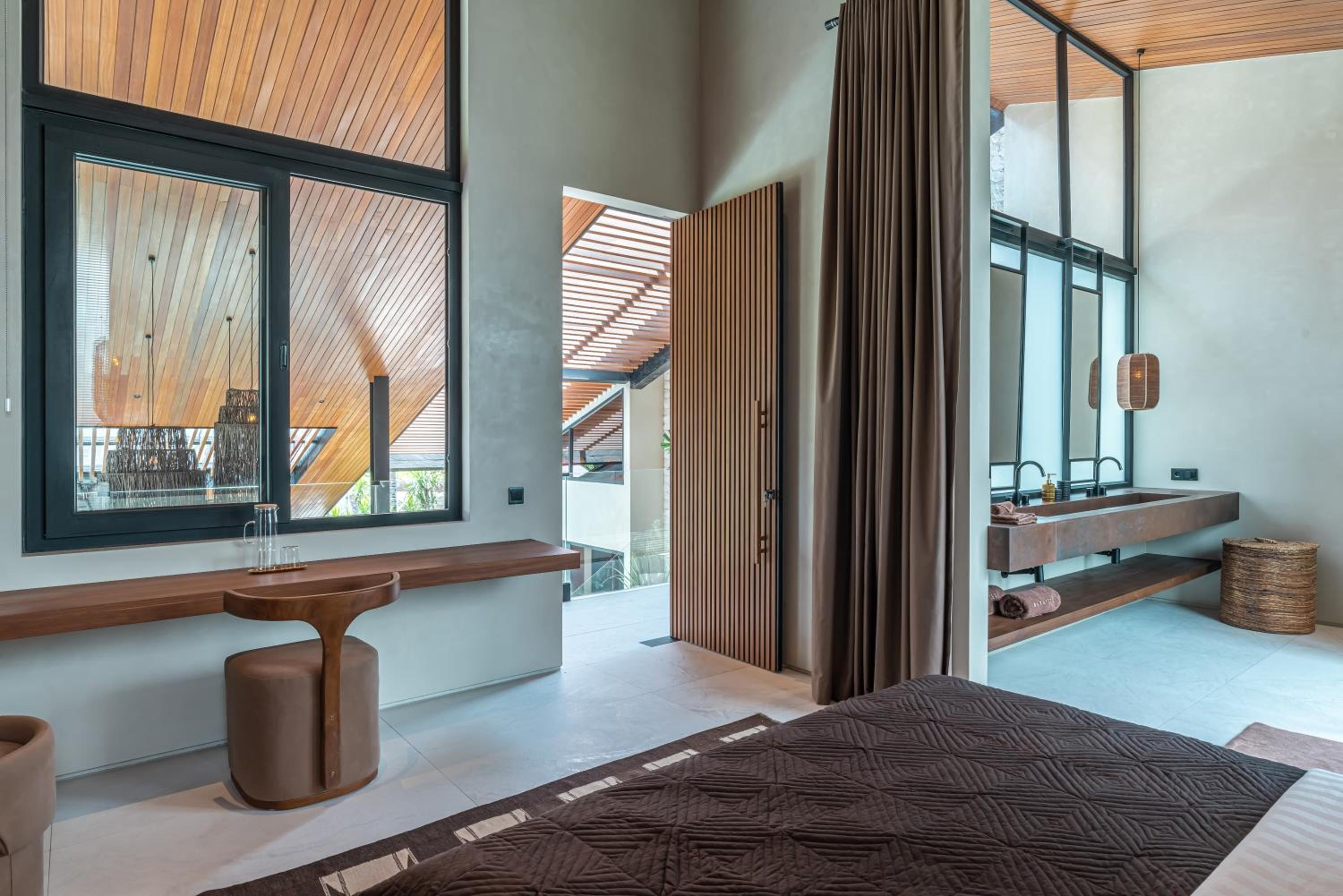 Villa with Private Pool photo 1