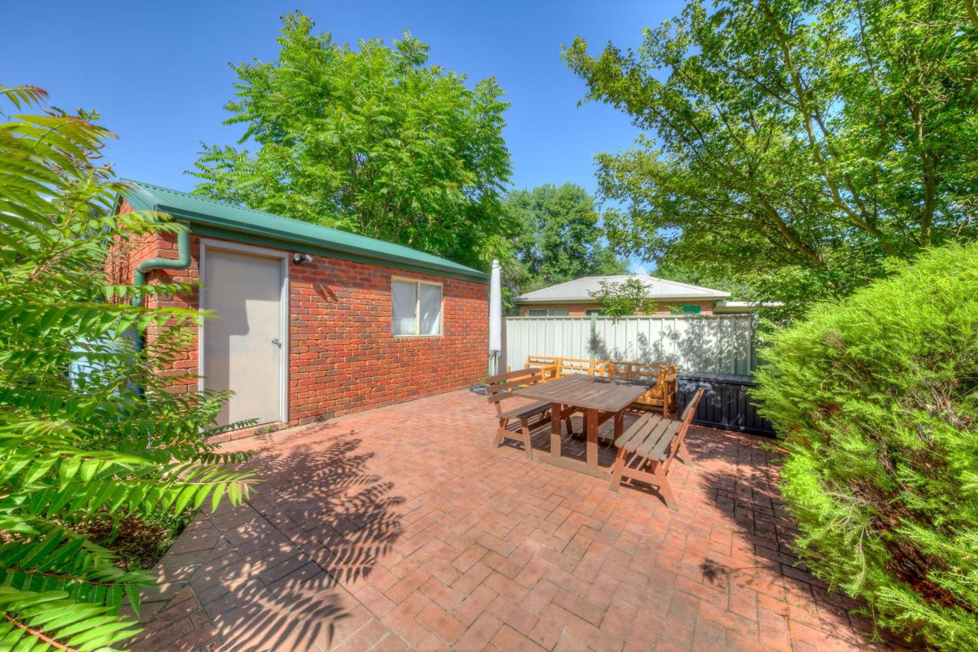 Four-Bedroom House photo 3