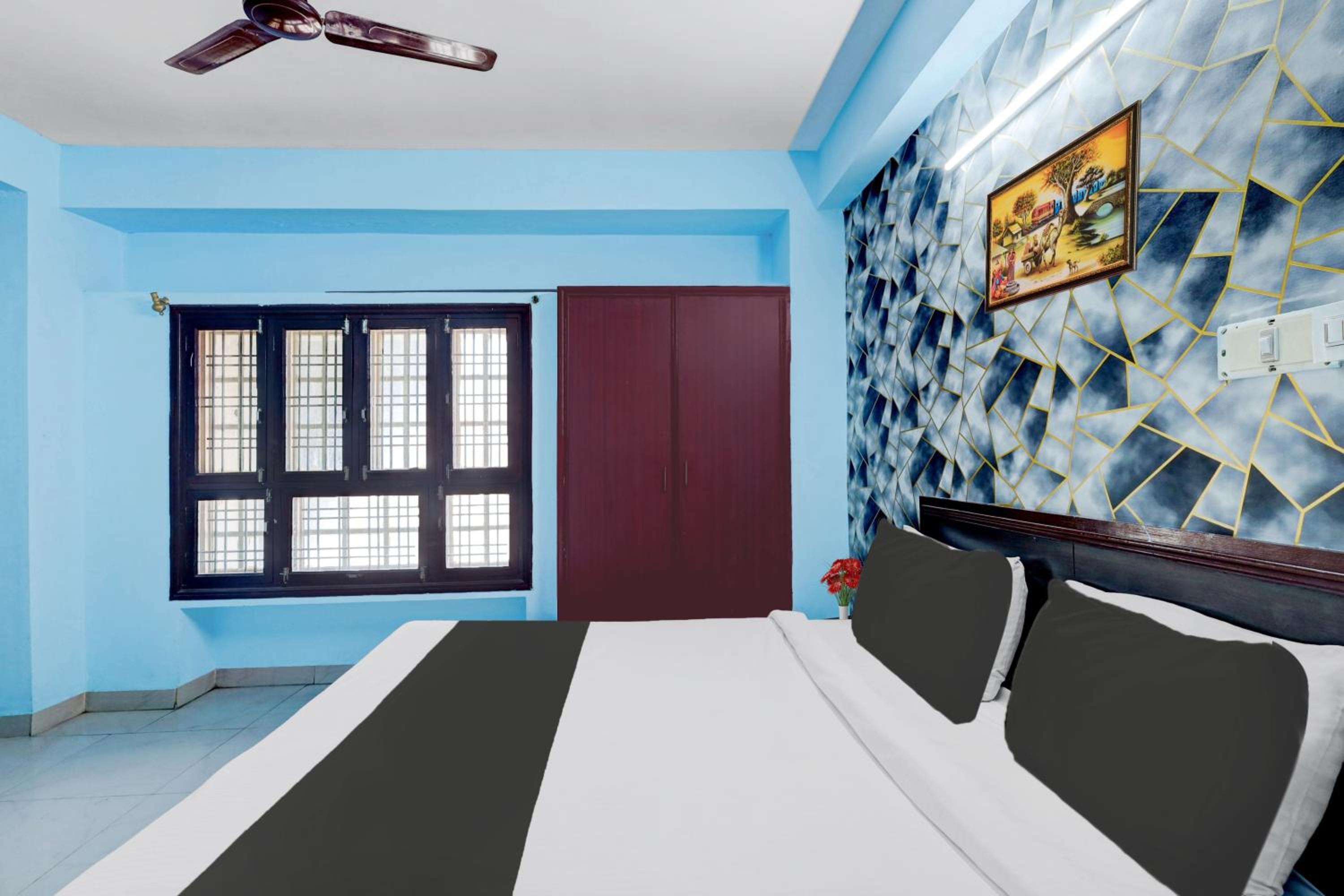 Classic Triple Room photo 2