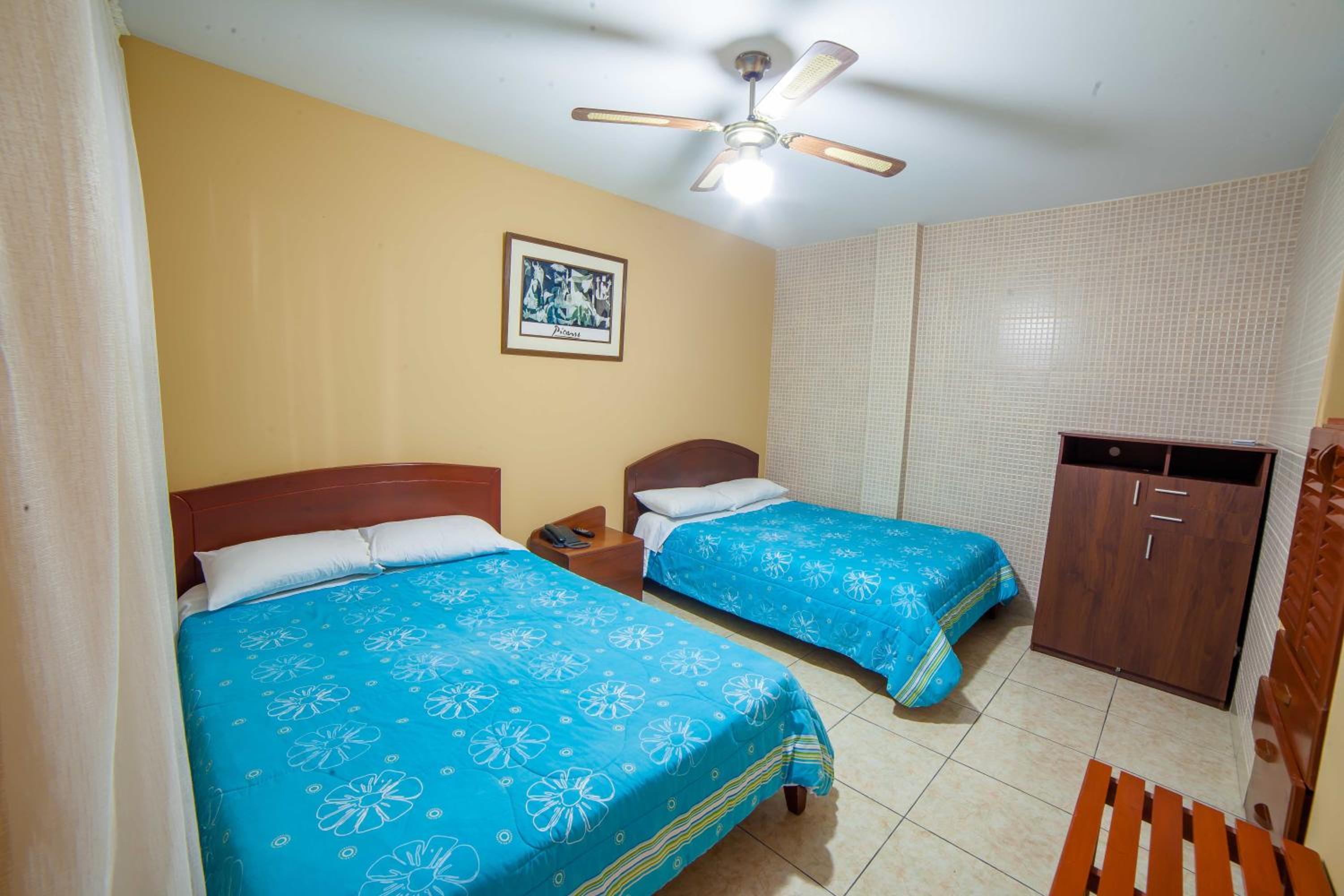 Superior Double Room with Two Double Beds photo 1