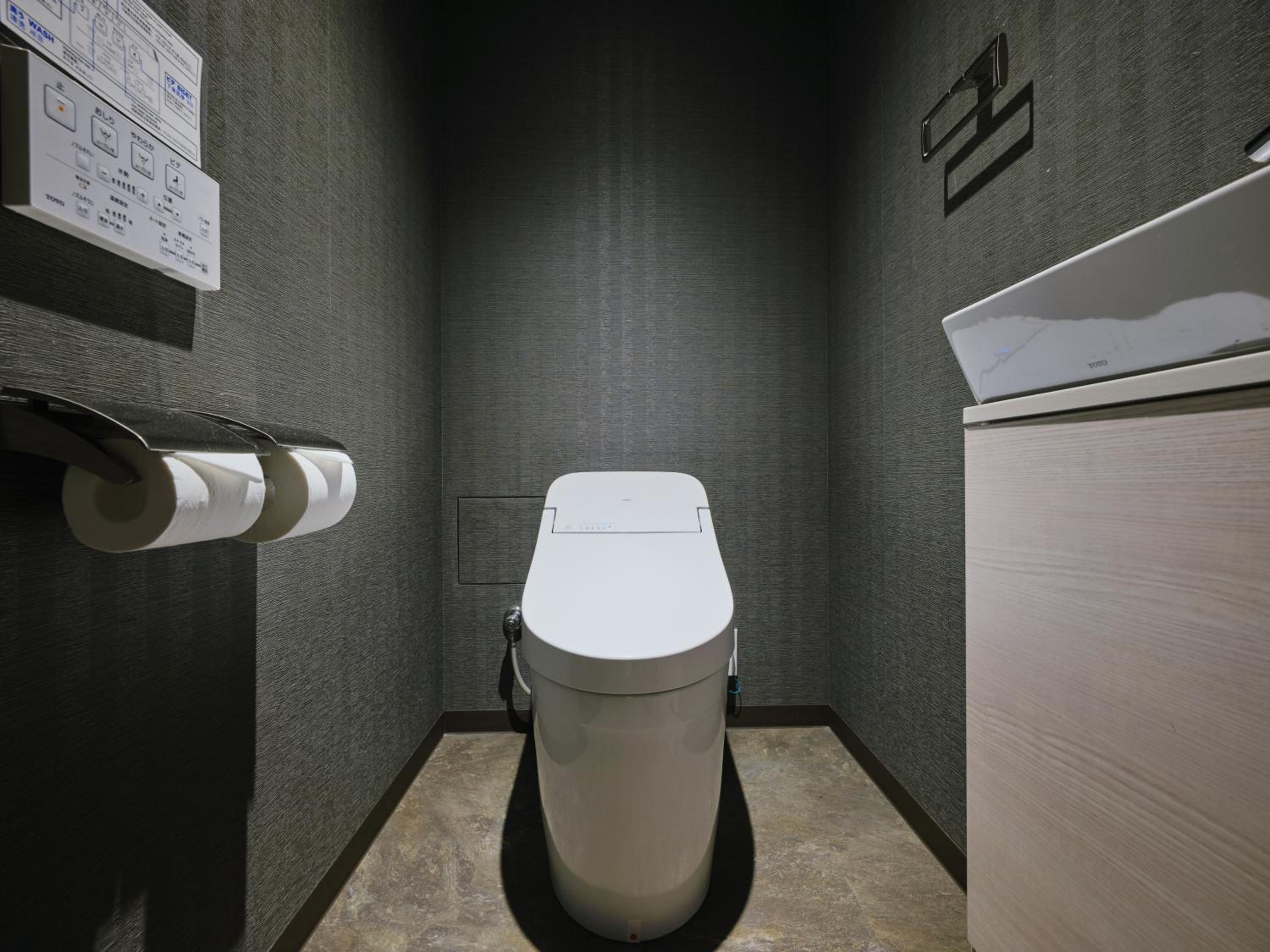 Superior King Room with Washing Machine photo 2