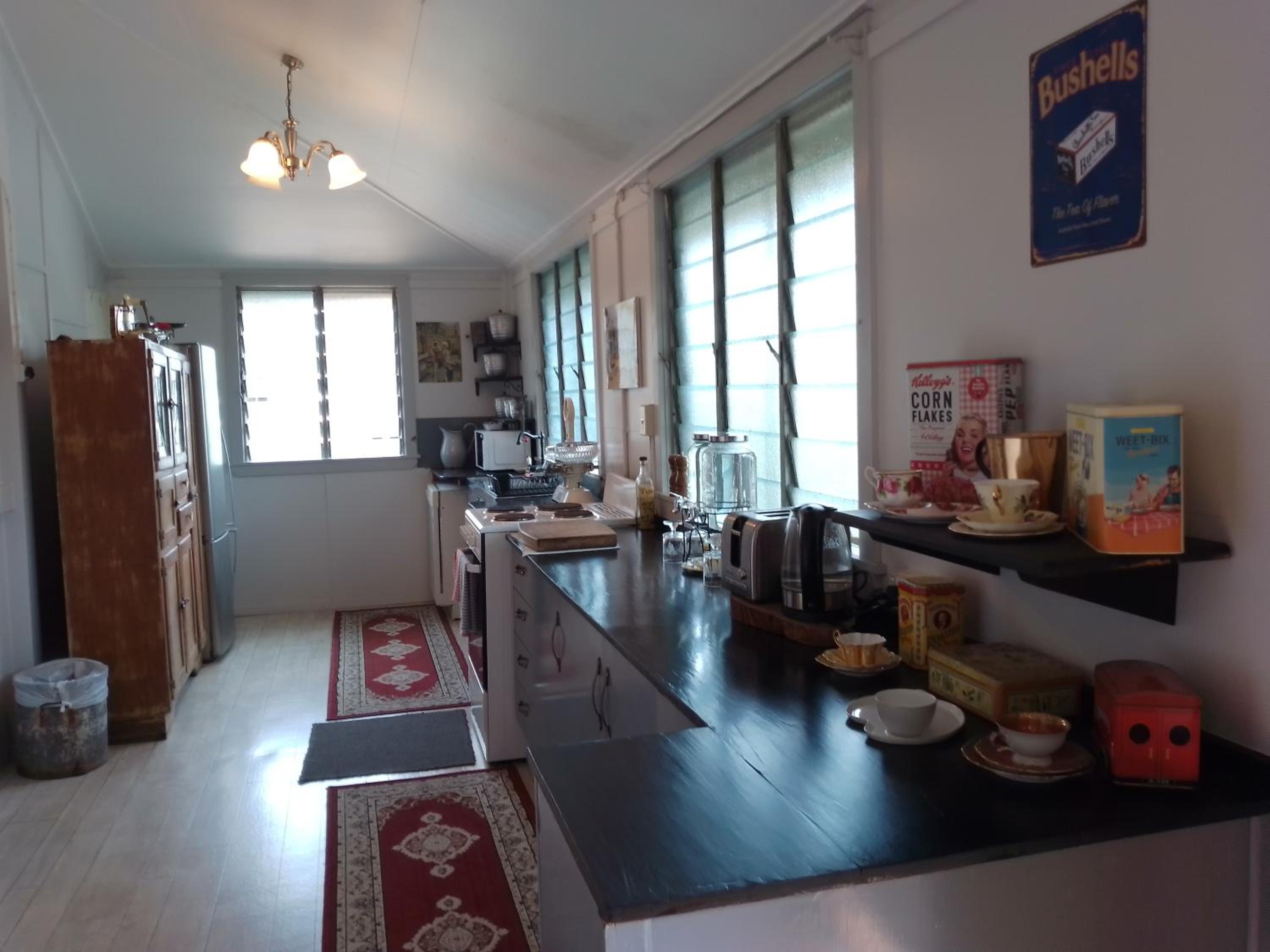 Three-Bedroom House photo 3