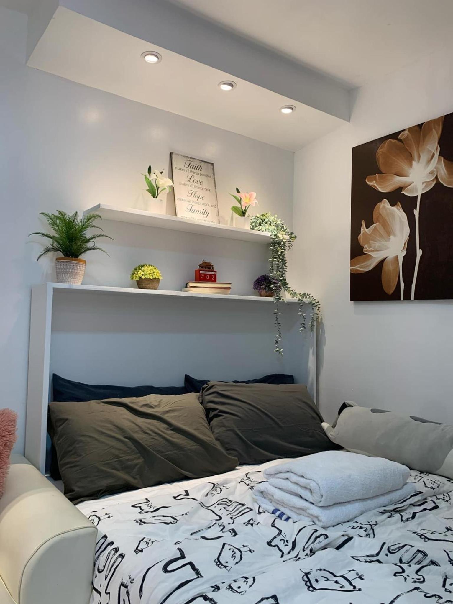 Family Room photo 3