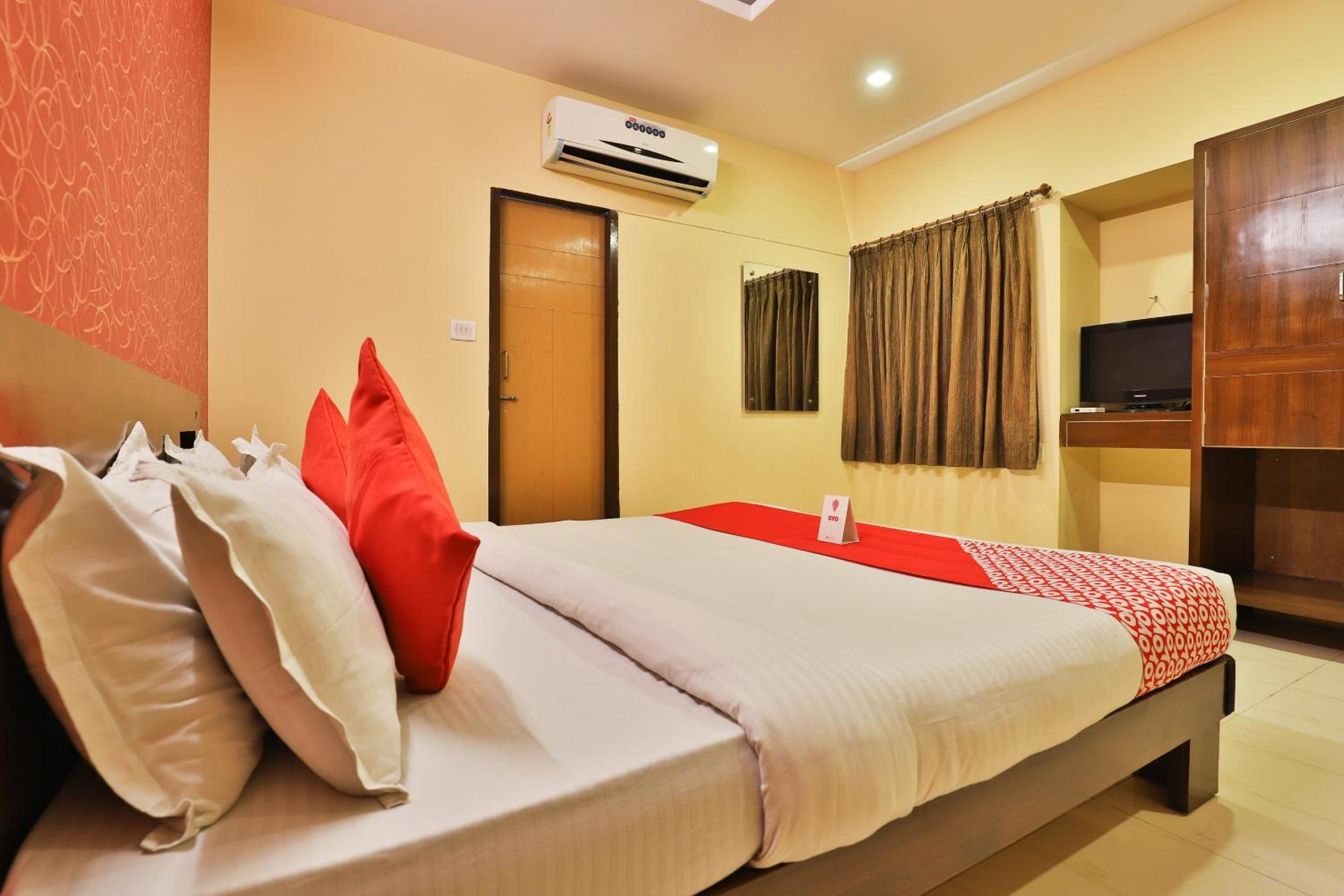 Standard Double Room - Photo 10
