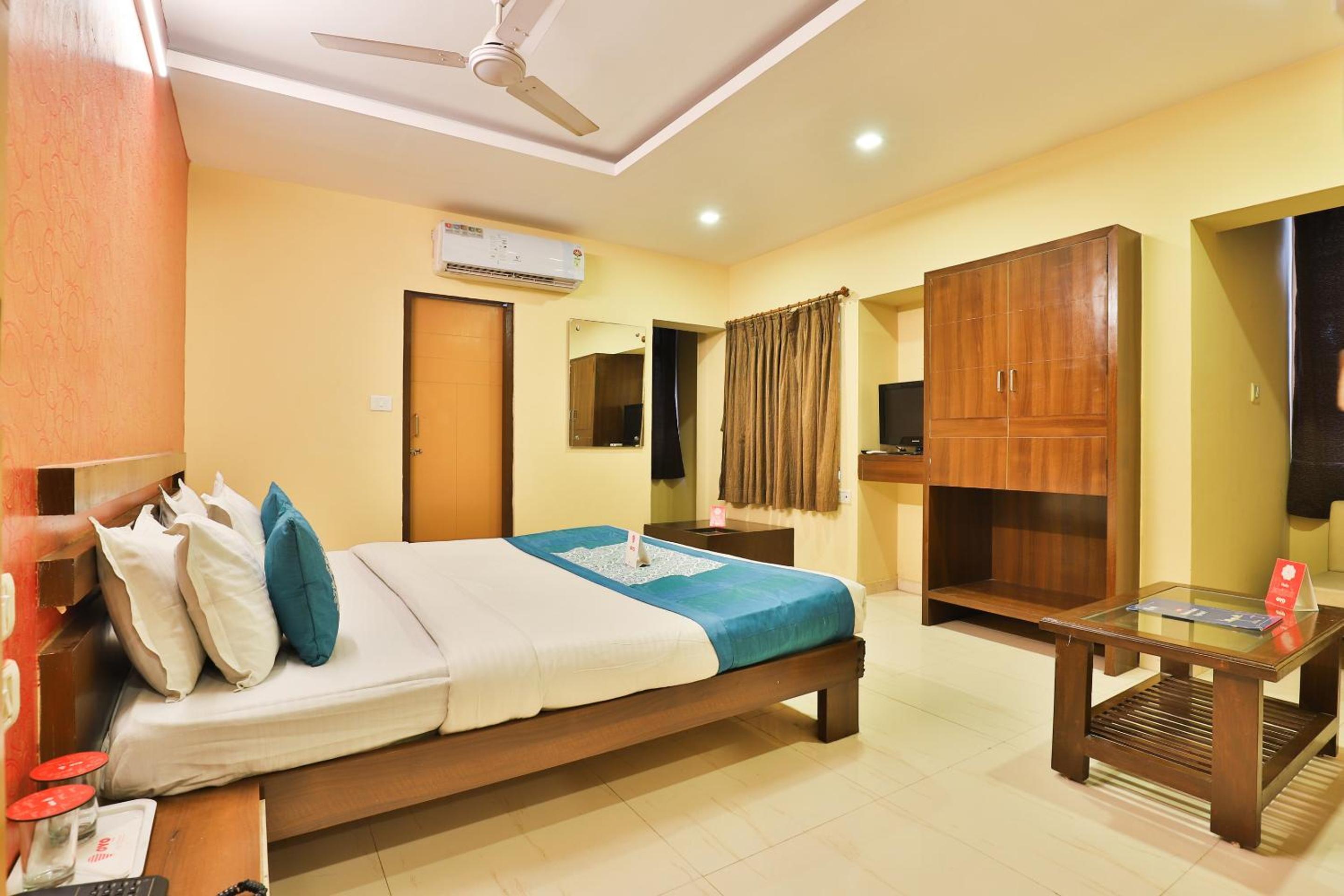 Standard Double Room - Photo 22