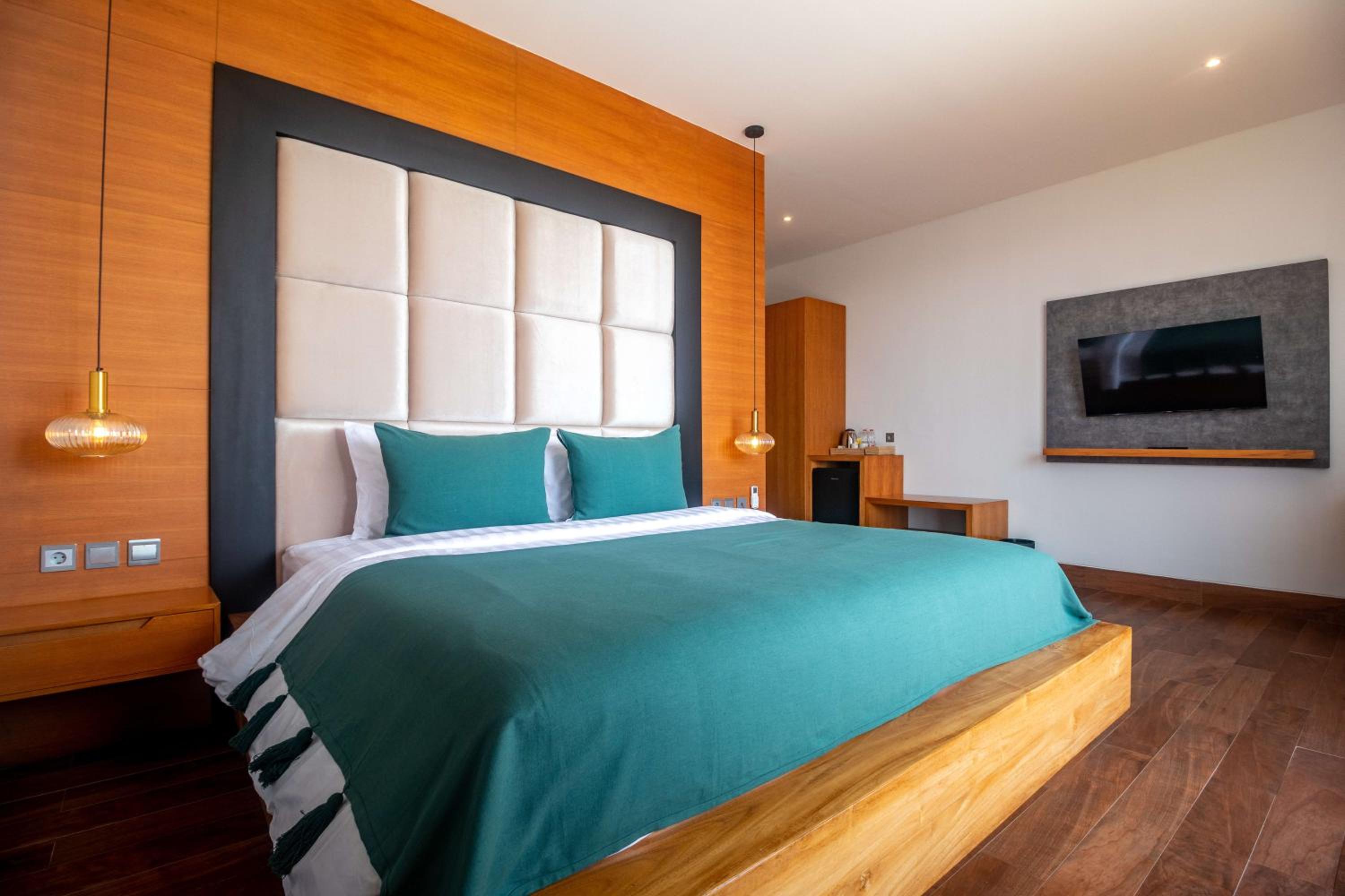 Deluxe Double Room with Balcony