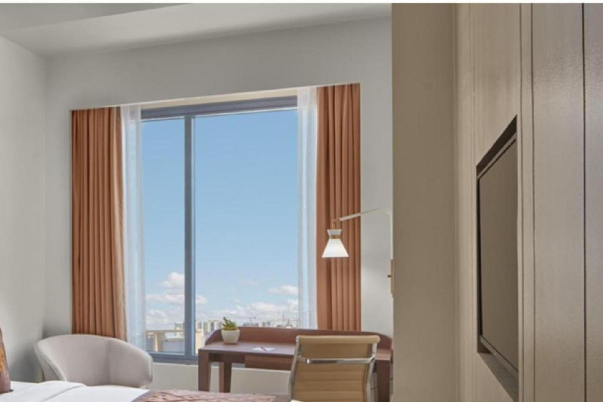 Twin Room With View