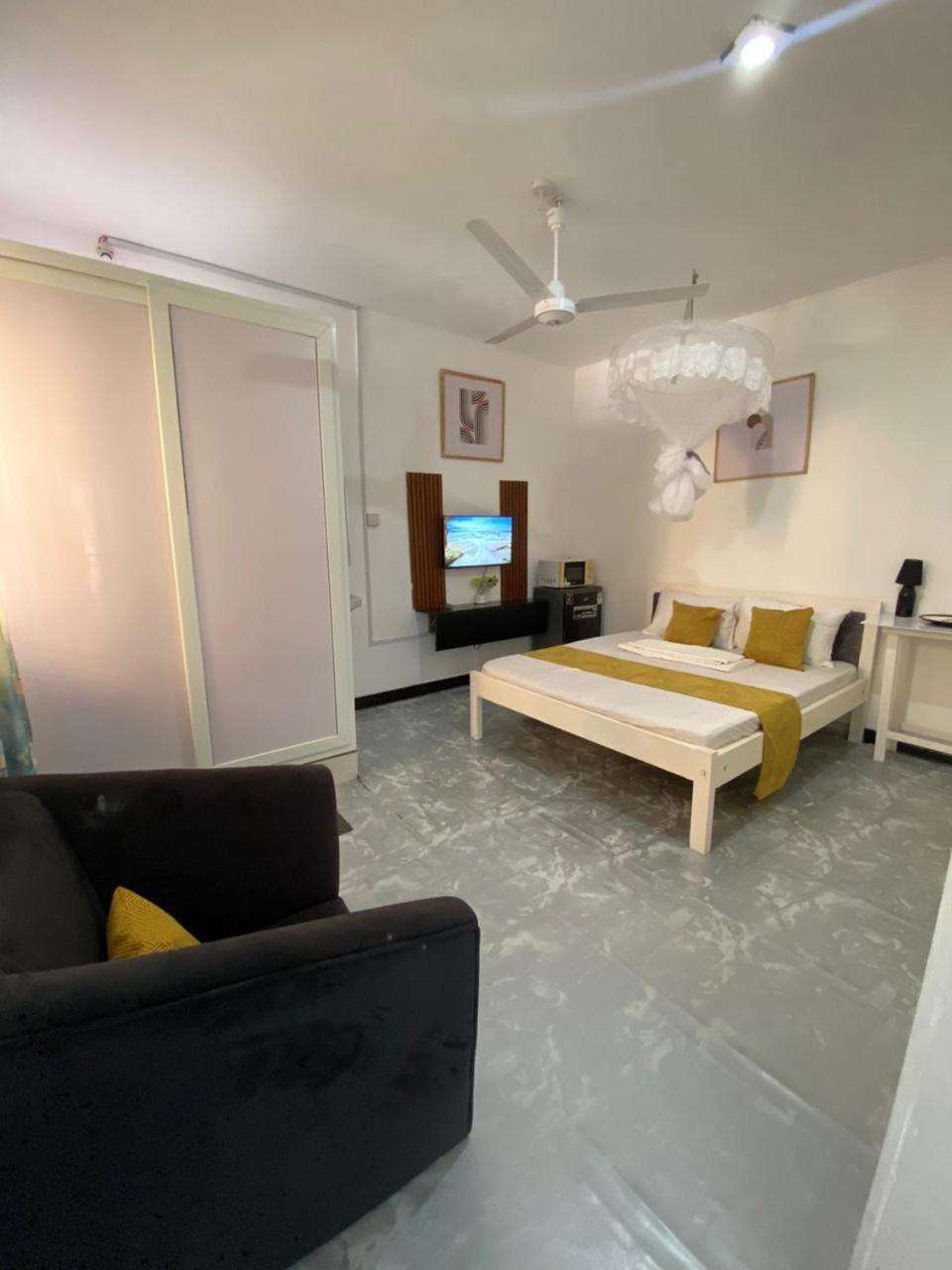 Deluxe Single Room