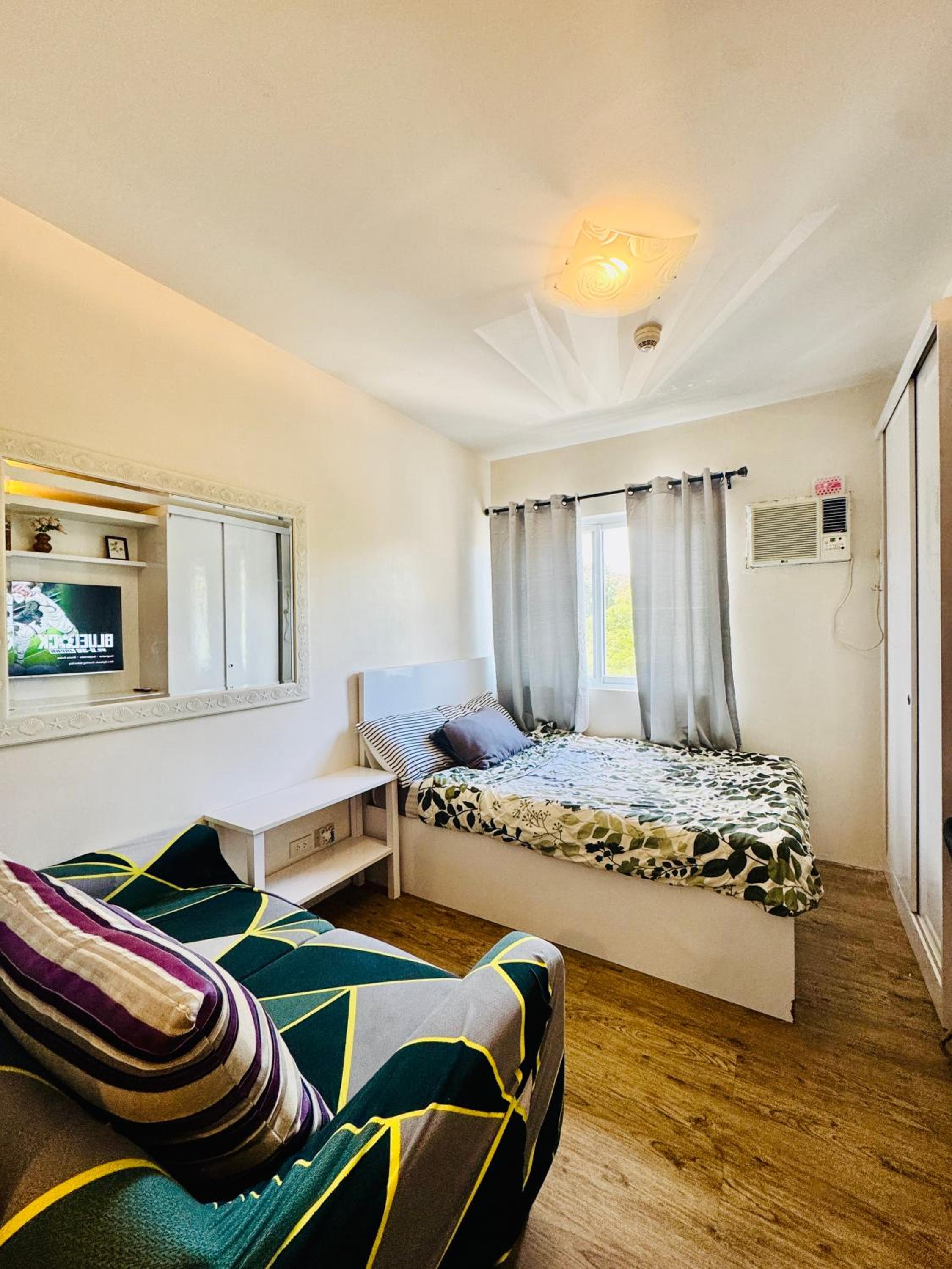 Studio Apartment With One Double Bed photo 1