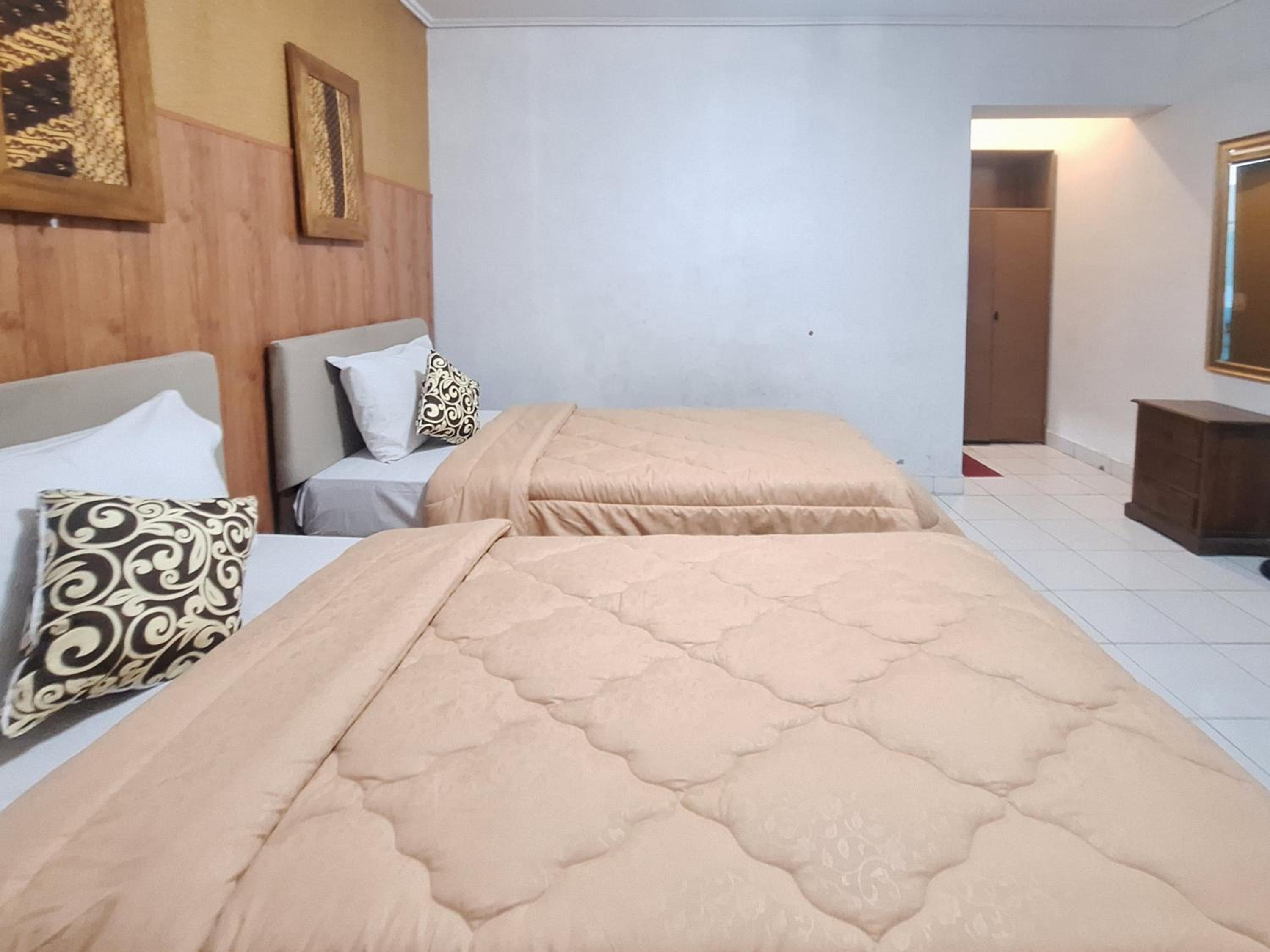 Standard Twin Room photo 3