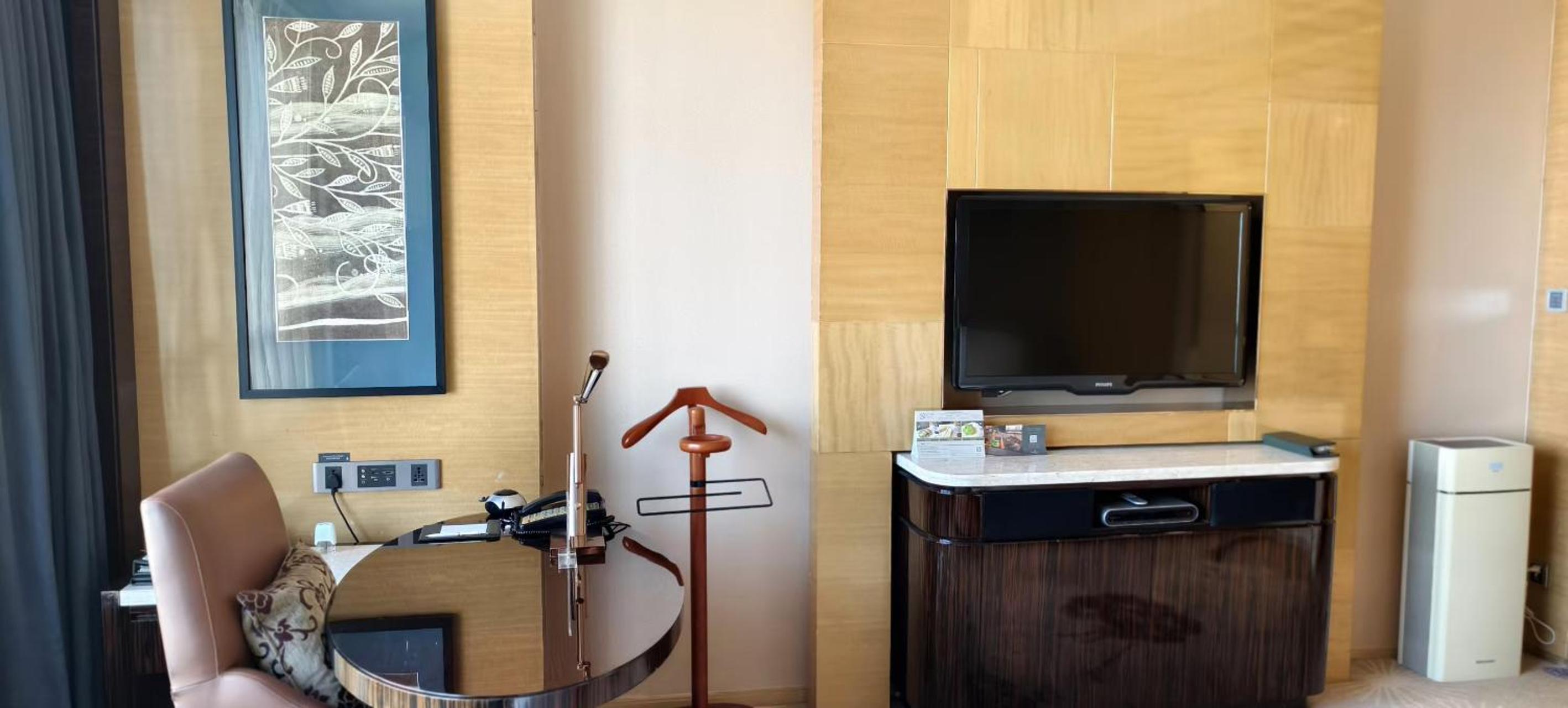 Classic King Room - Photo 3