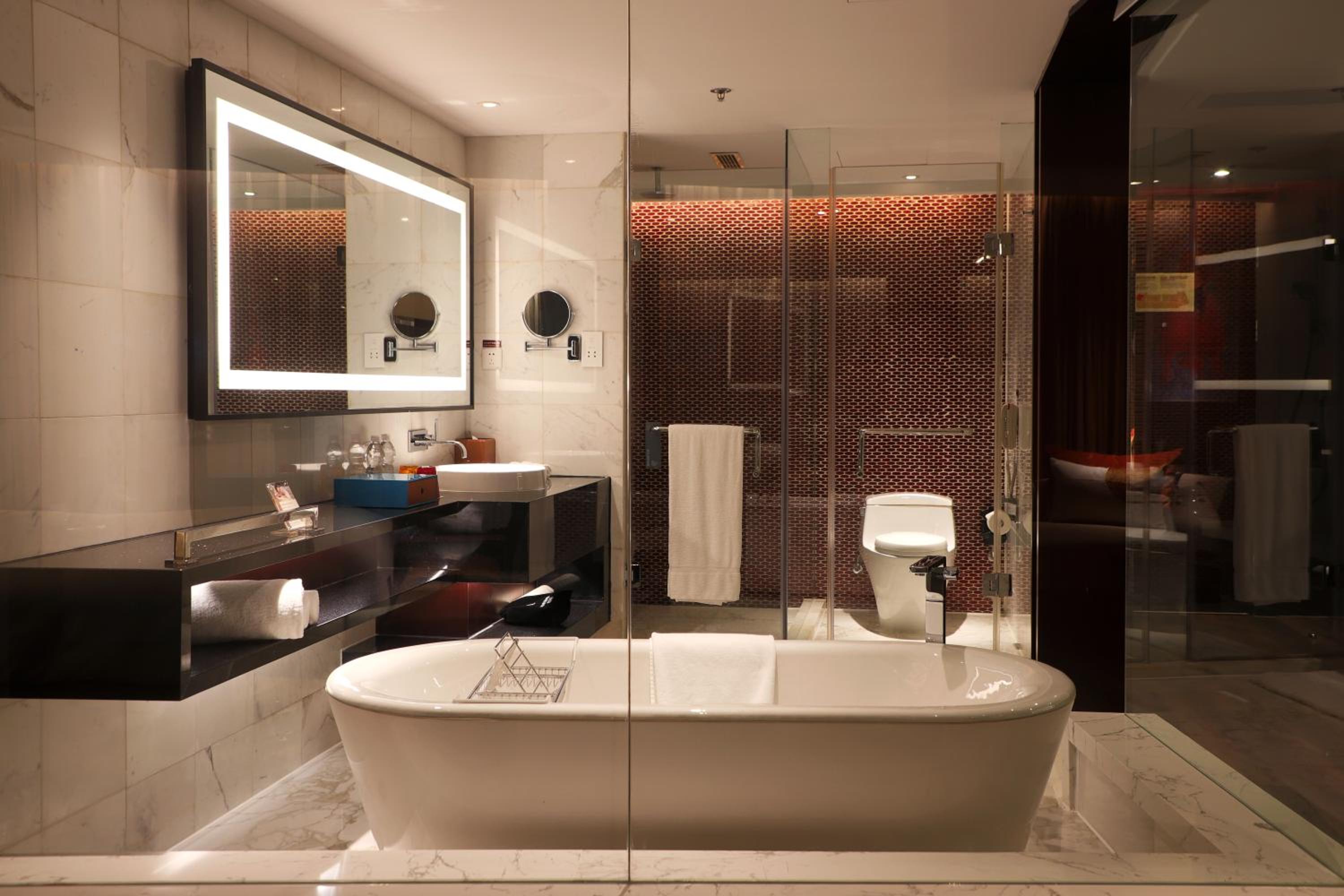 Family Suite - Photo 10
