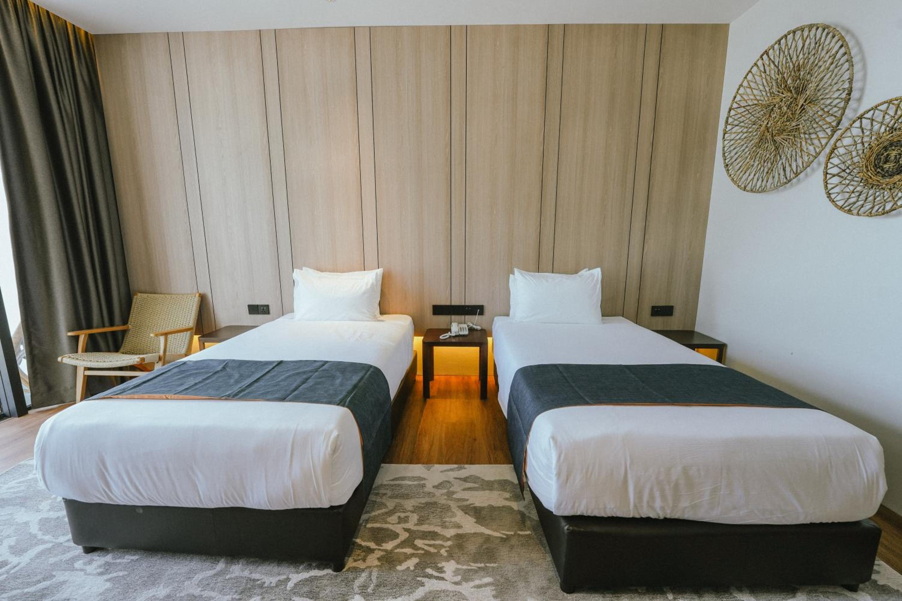 Twin Room with Sea View - Photo 3
