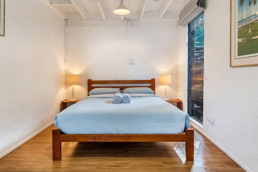 Three-Bedroom House photo 1