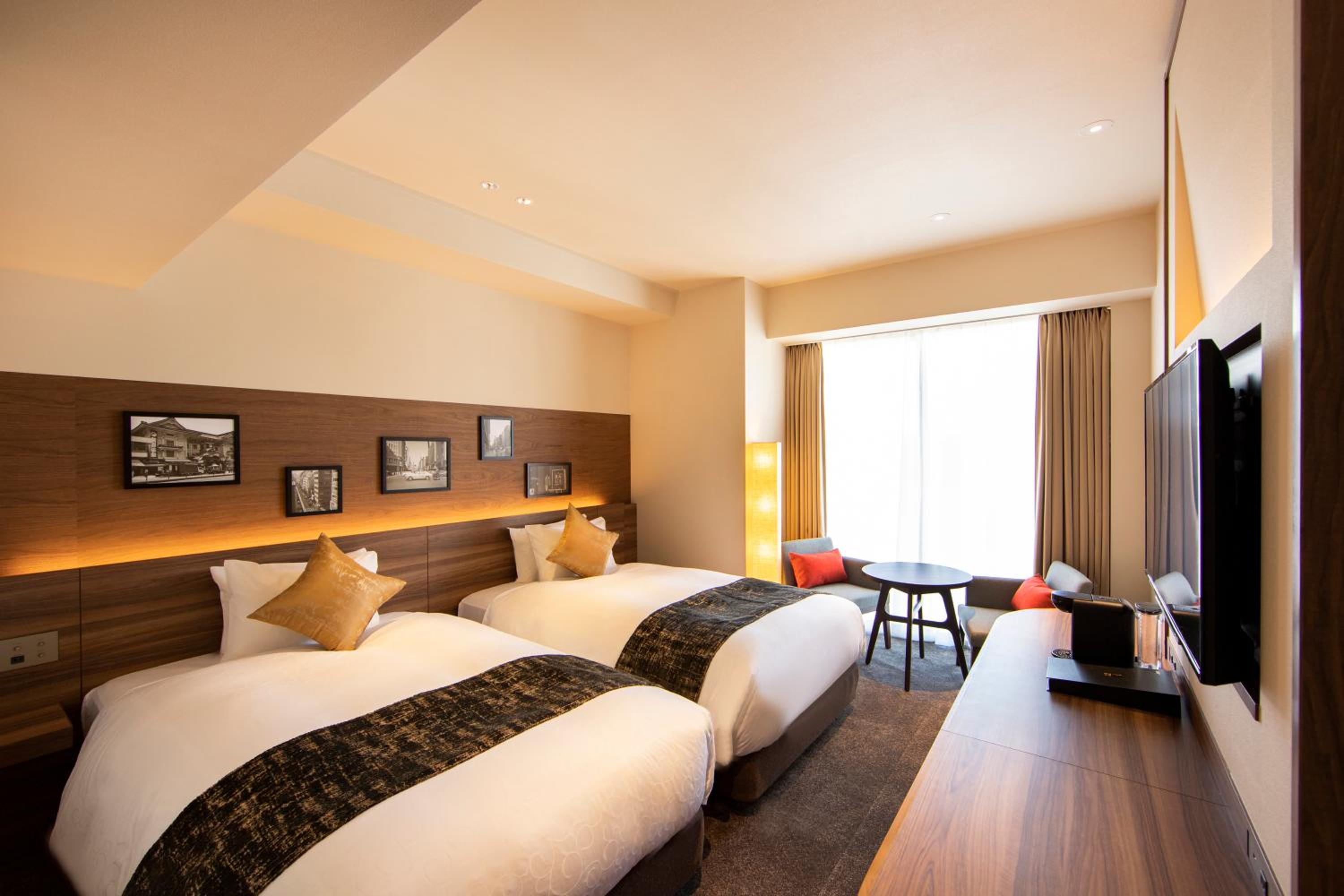 Premier Twin Room photo 2