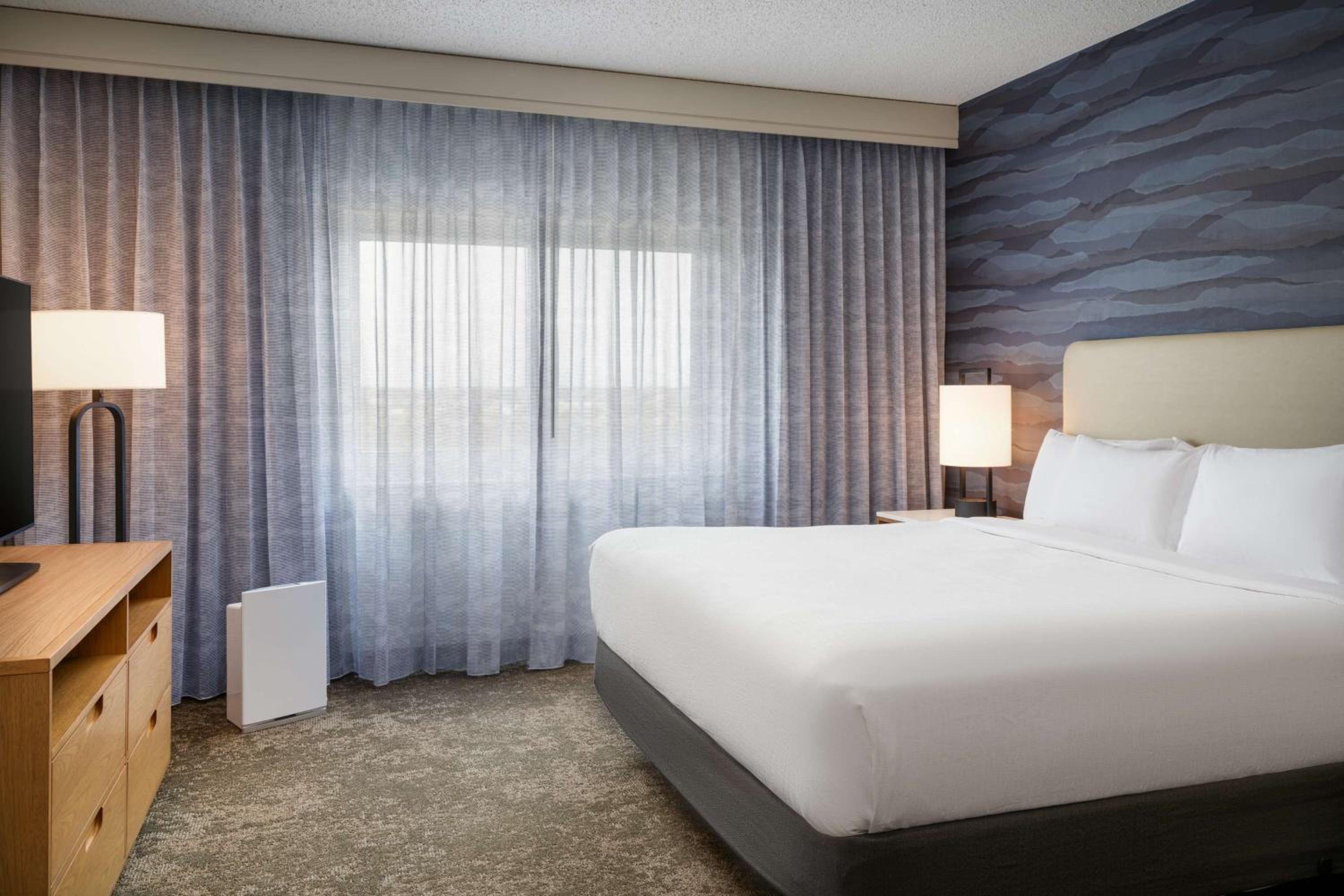 Pure Wellness Two-Room Suite with Two Queen Beds - Photo 6
