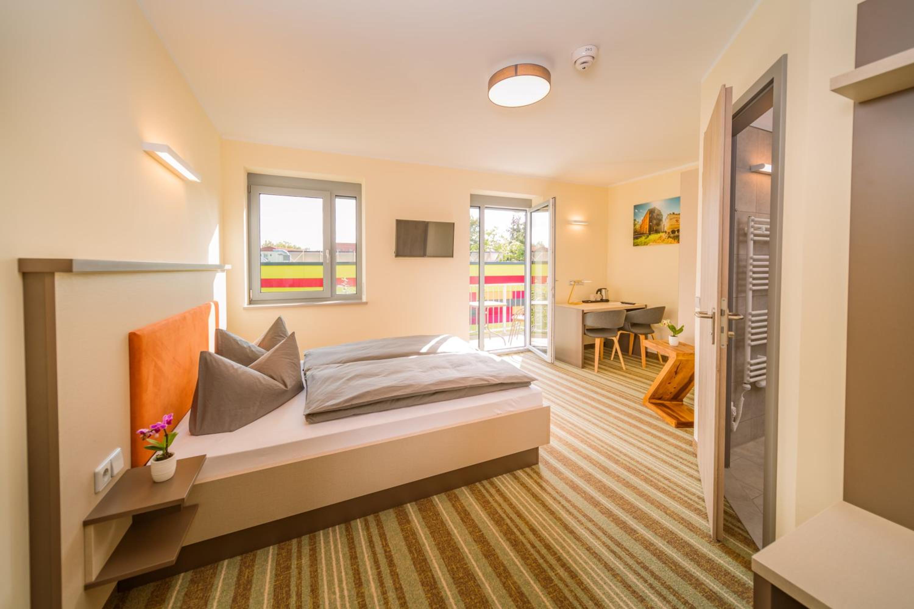 Double Room - Disability Access photo 1