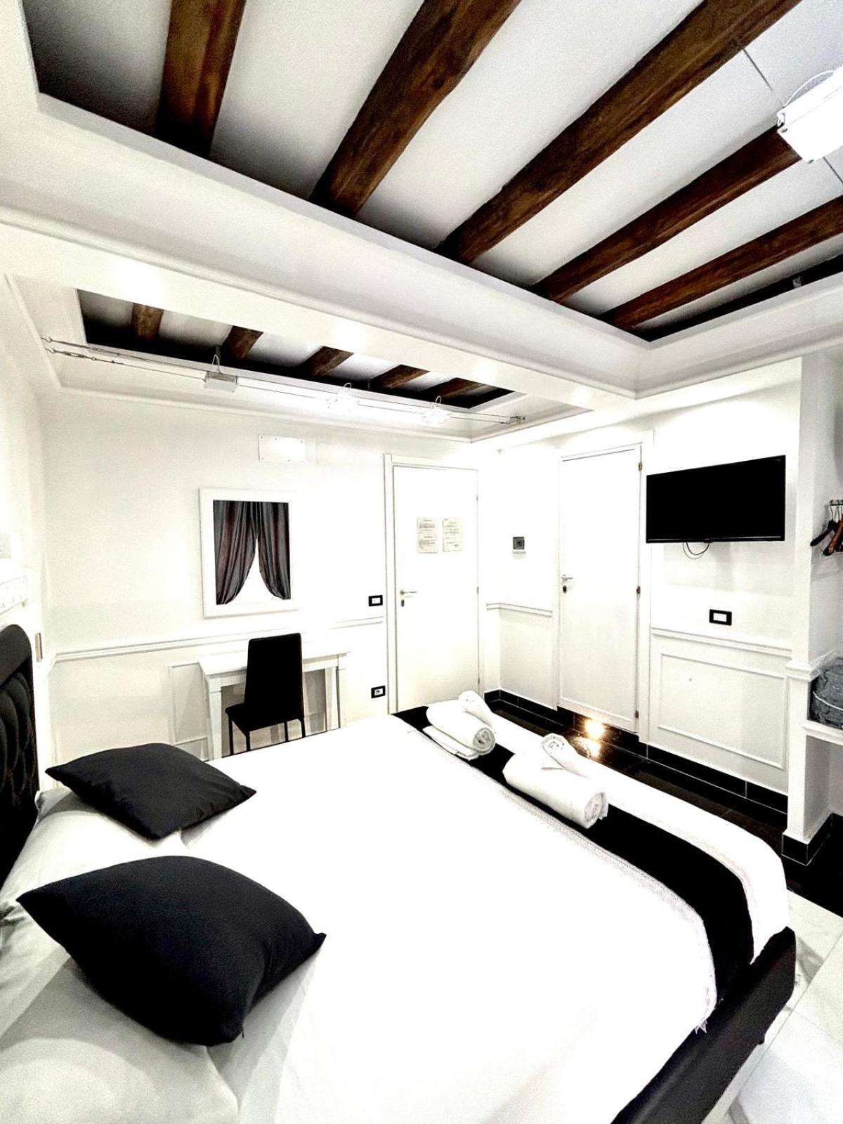 Small Double or Twin Room