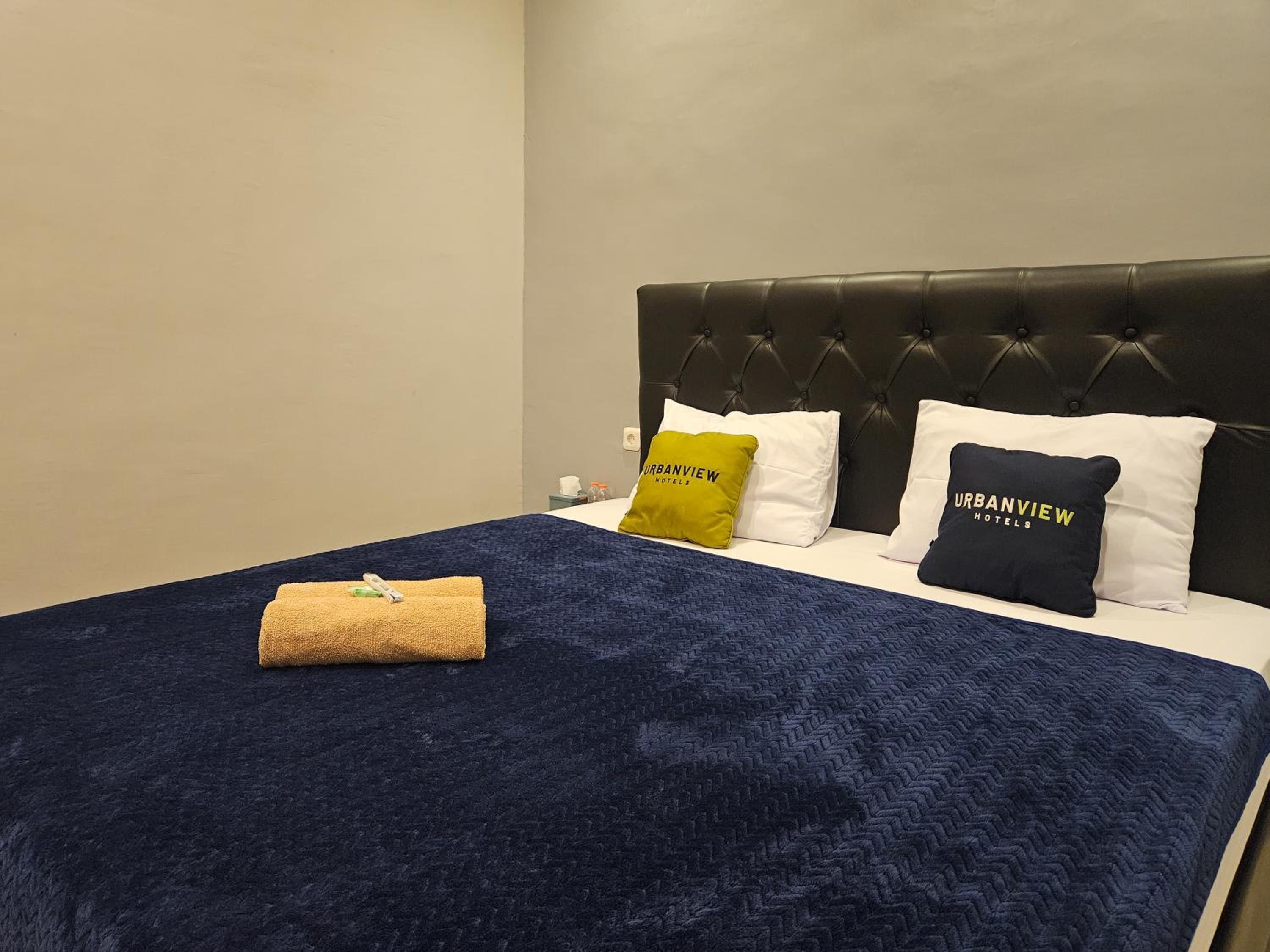 Deluxe Room - Photo 15