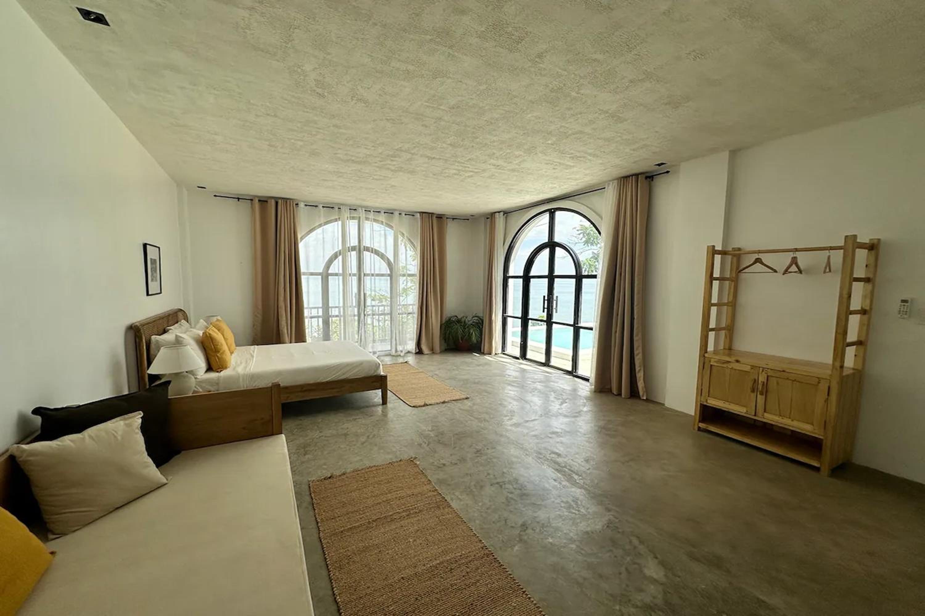 Villa with Private Pool photo 3