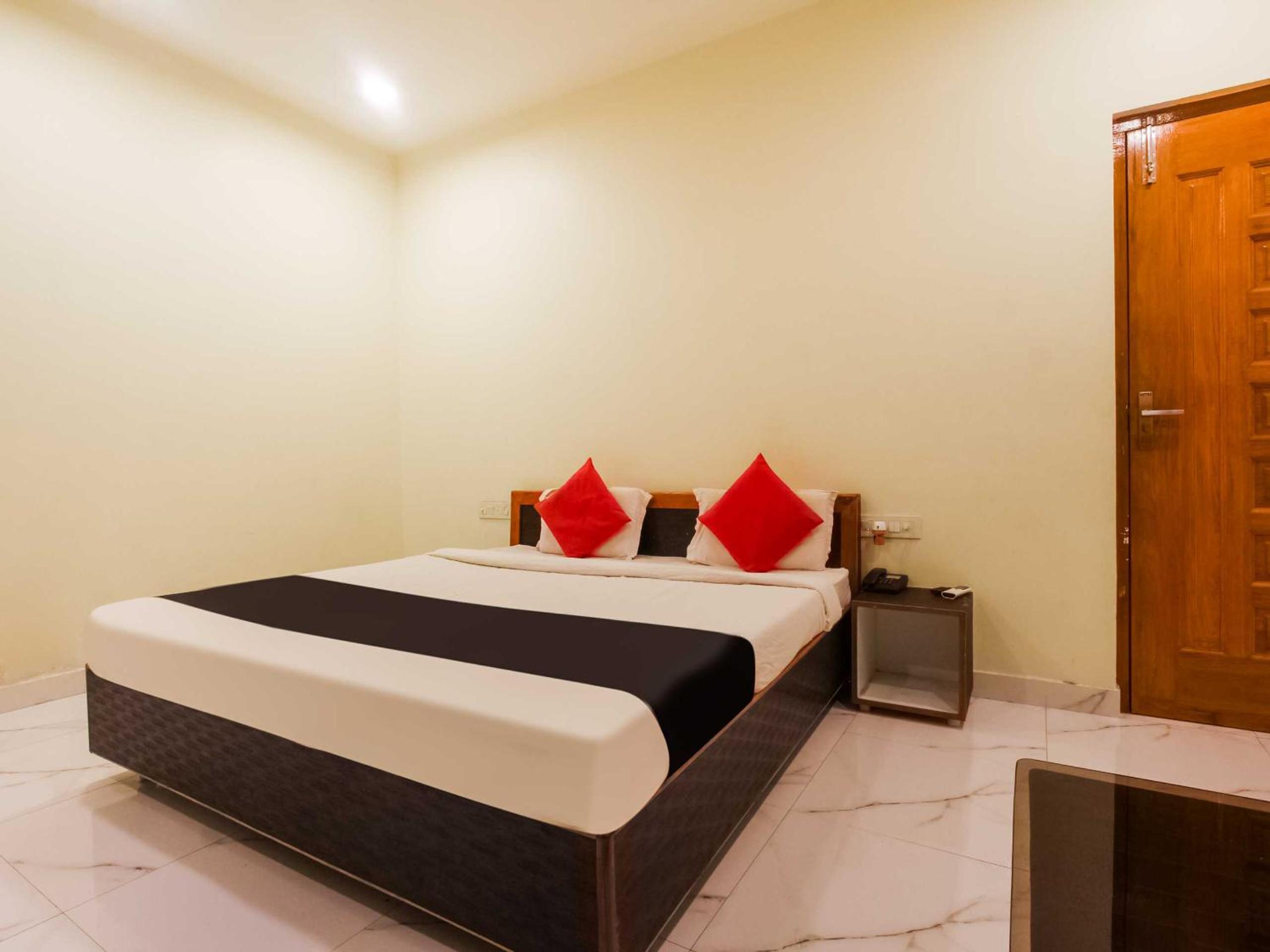 Deluxe Double Room photo 3