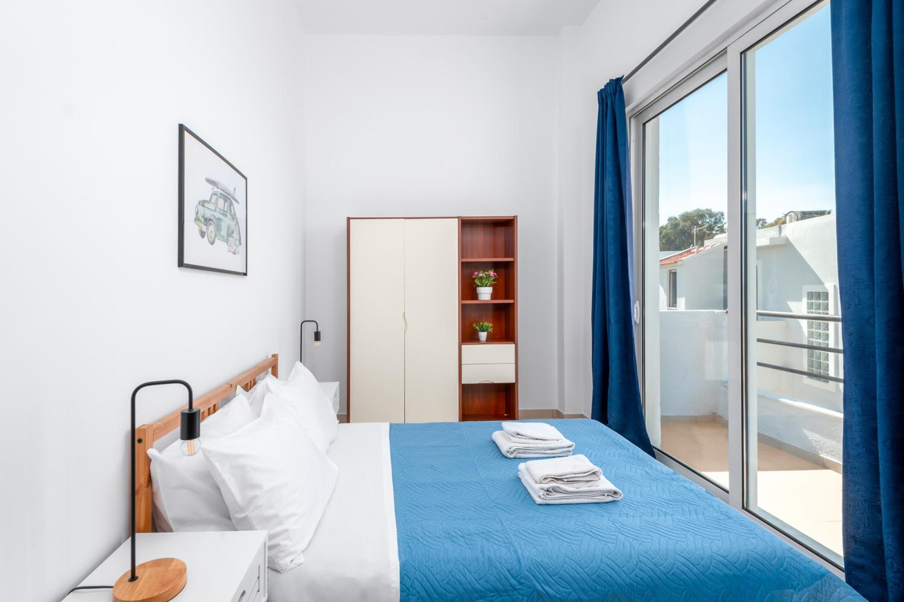 Superior One-Bedroom Apartment with Balcony
