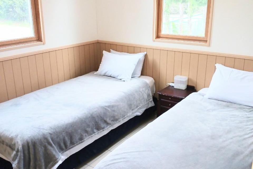 One-Bedroom House photo 1