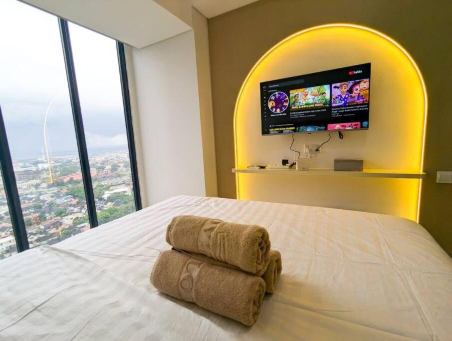 Studio Apartment with Queen Bed photo 1