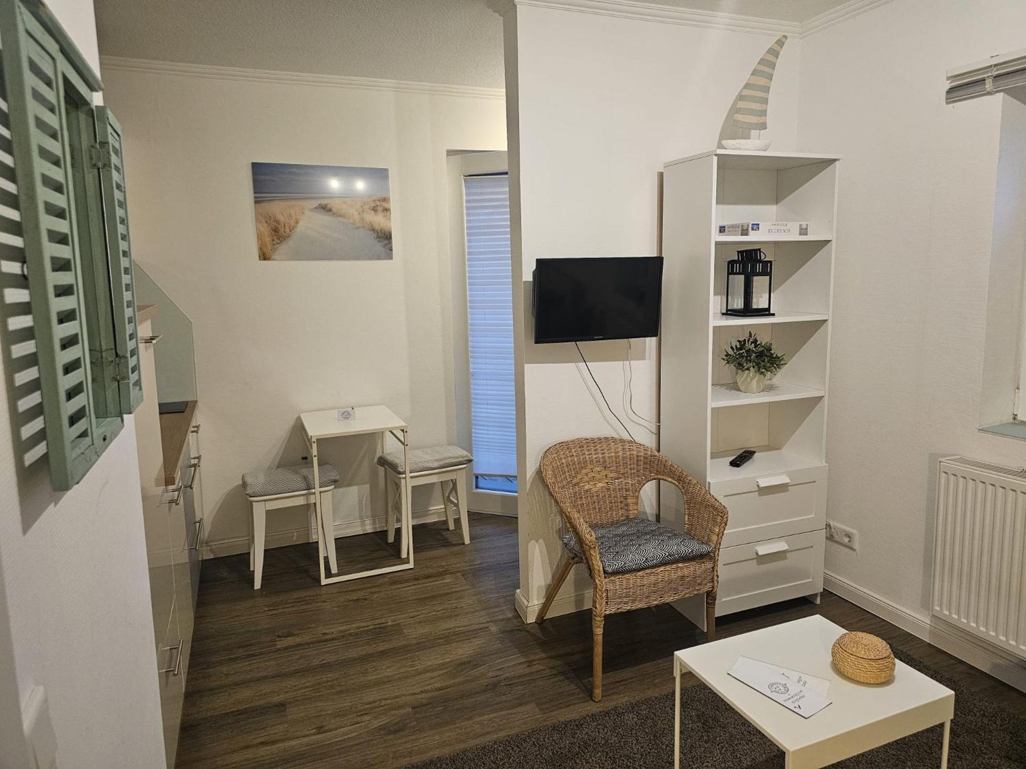 Apartment - Photo 4
