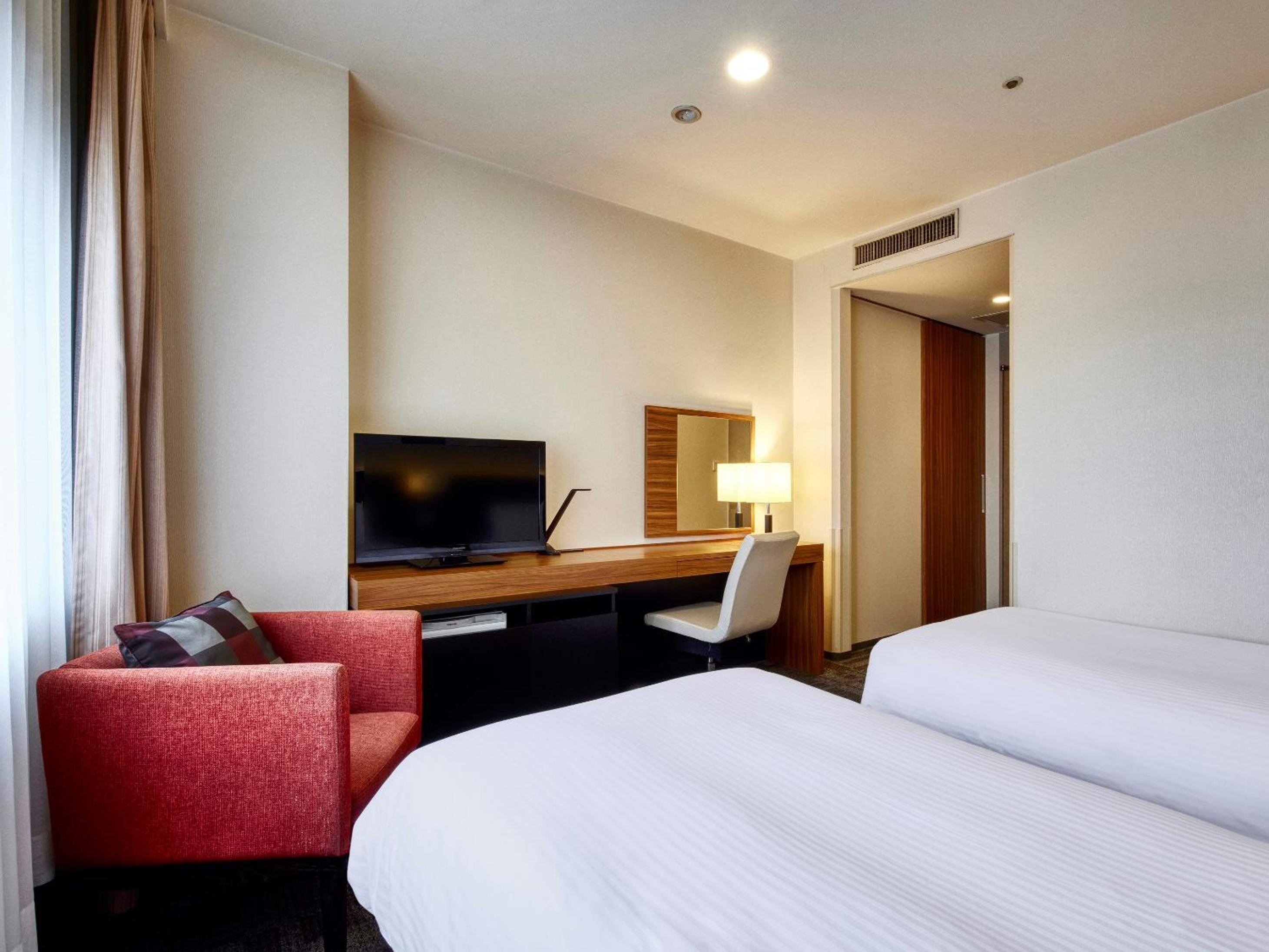 Superior Twin Room - Non-Smoking photo 2