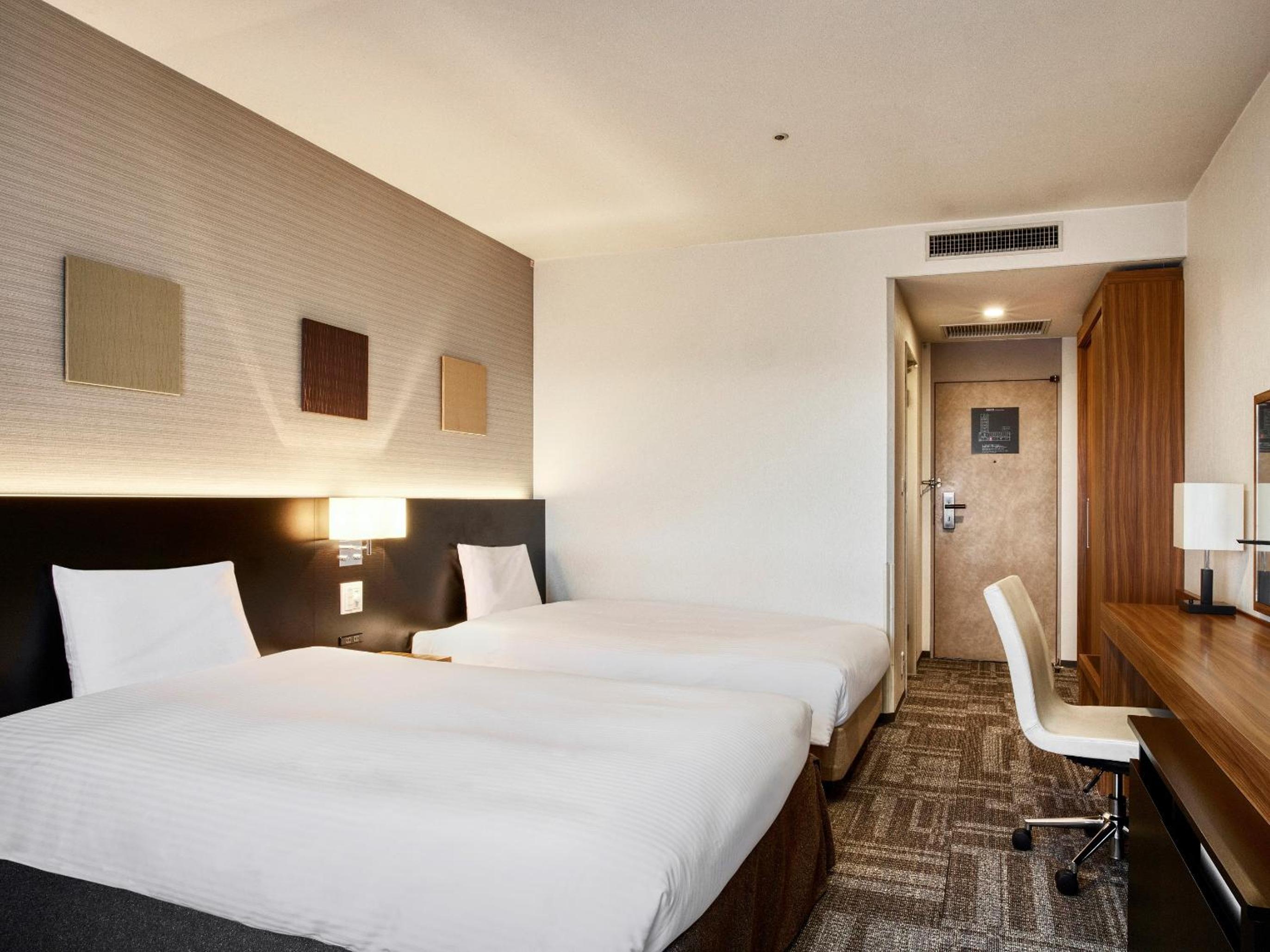 Deluxe Twin Room - Smoking photo 1