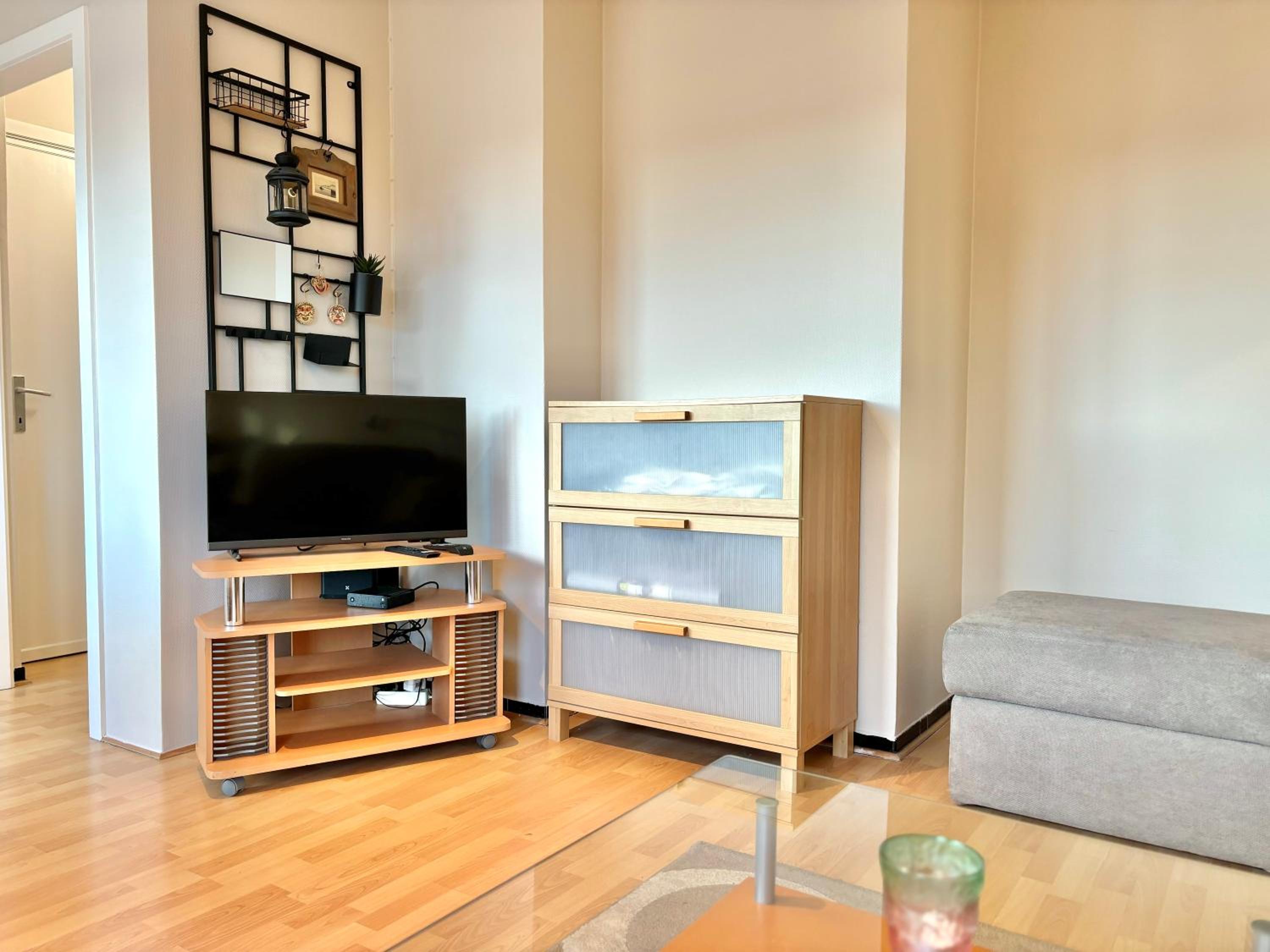 One-Bedroom Apartment photo 1