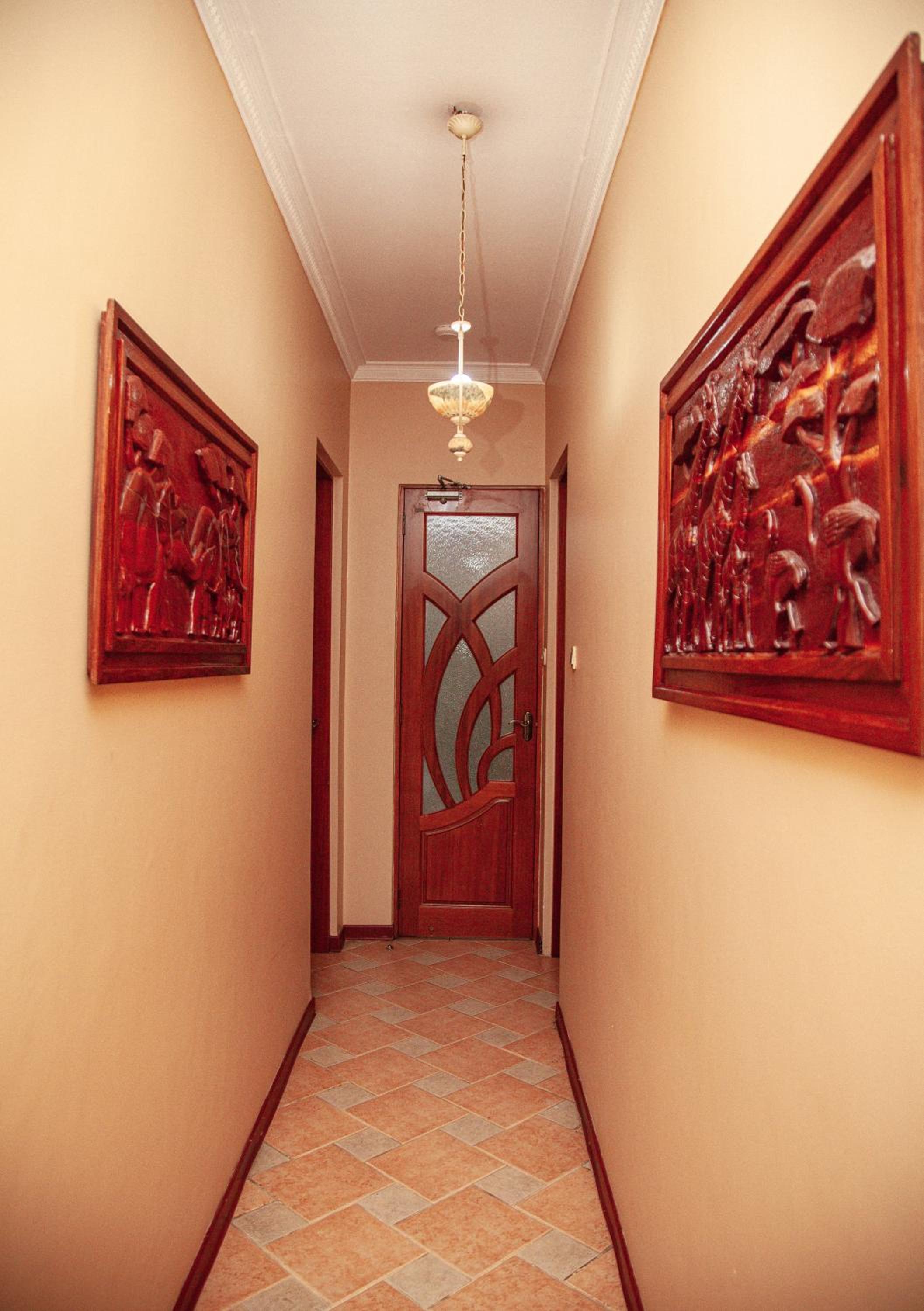 Two-Bedroom Standard Apartment thumbnail 5