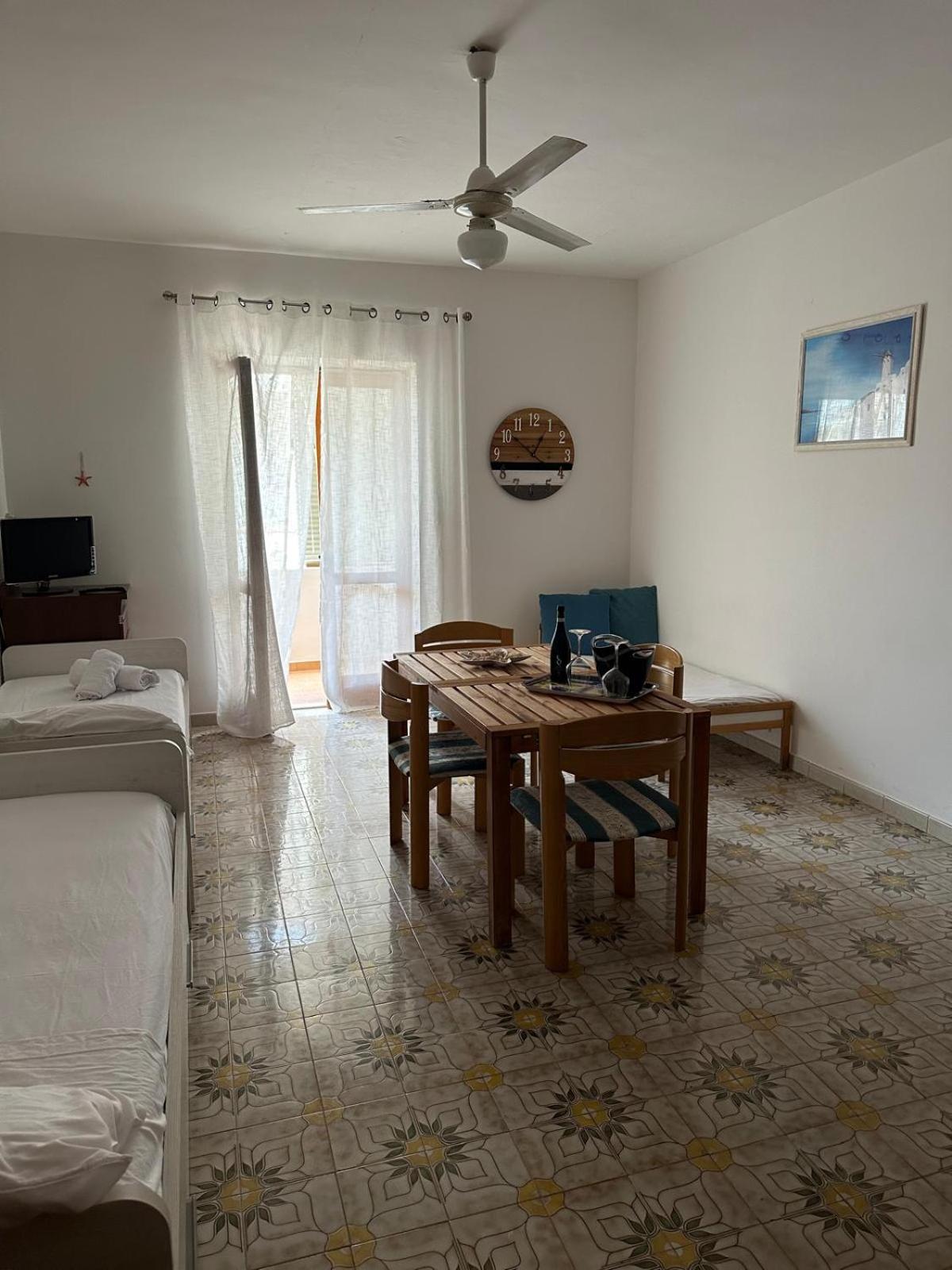 Apartment photo 2
