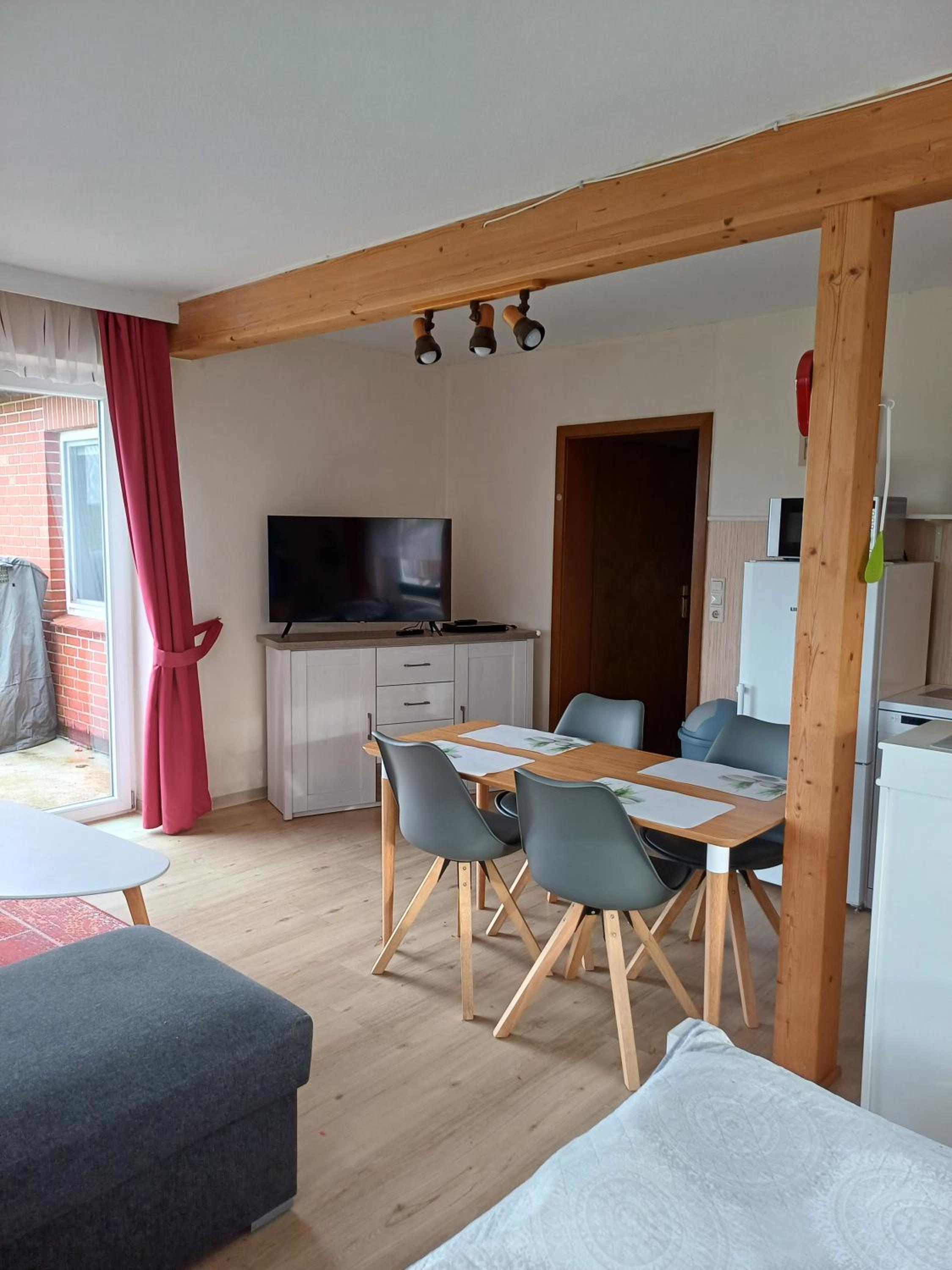 Superior One-Bedroom Apartment with Balcony
