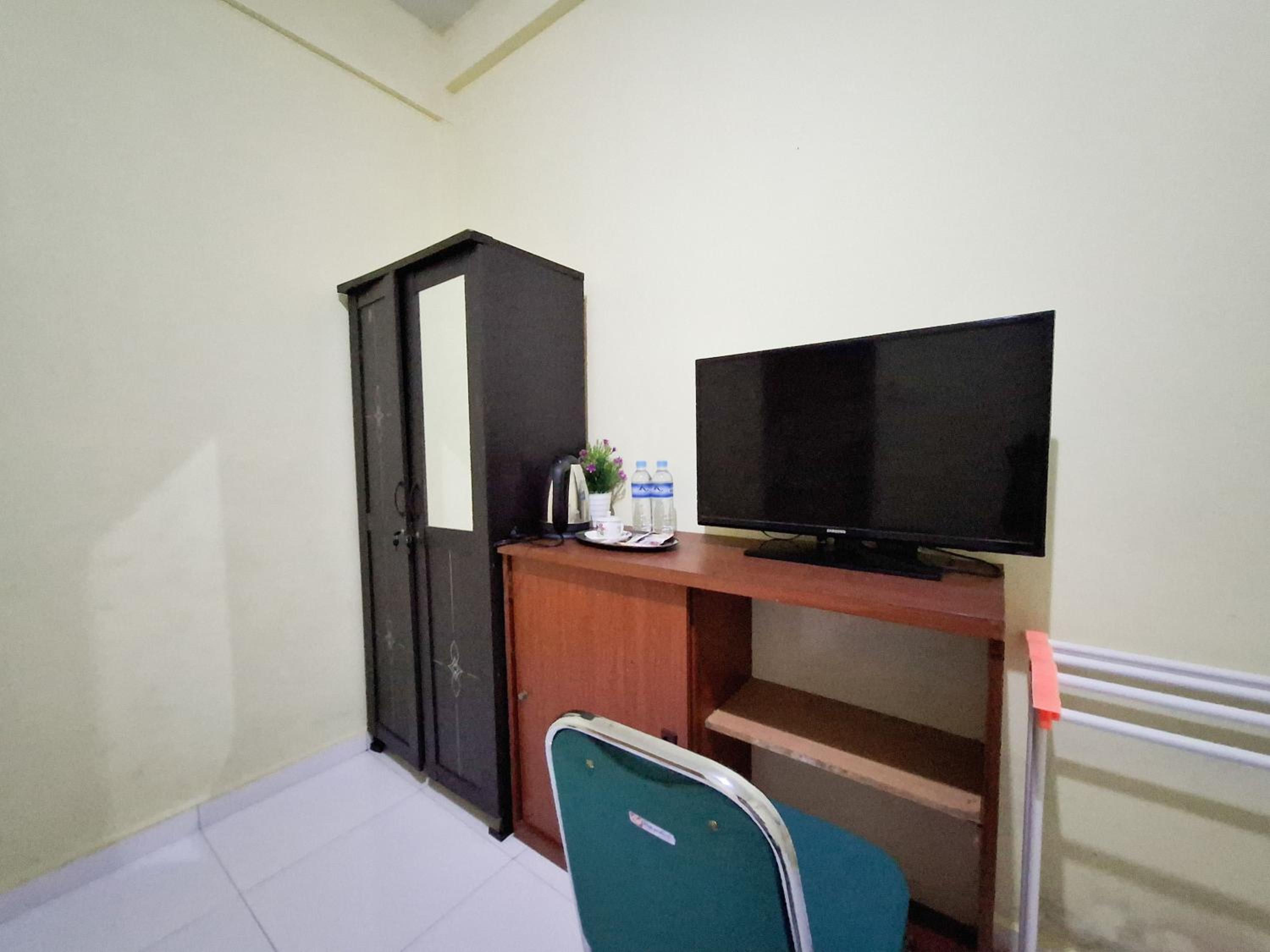 Single Room photo 3