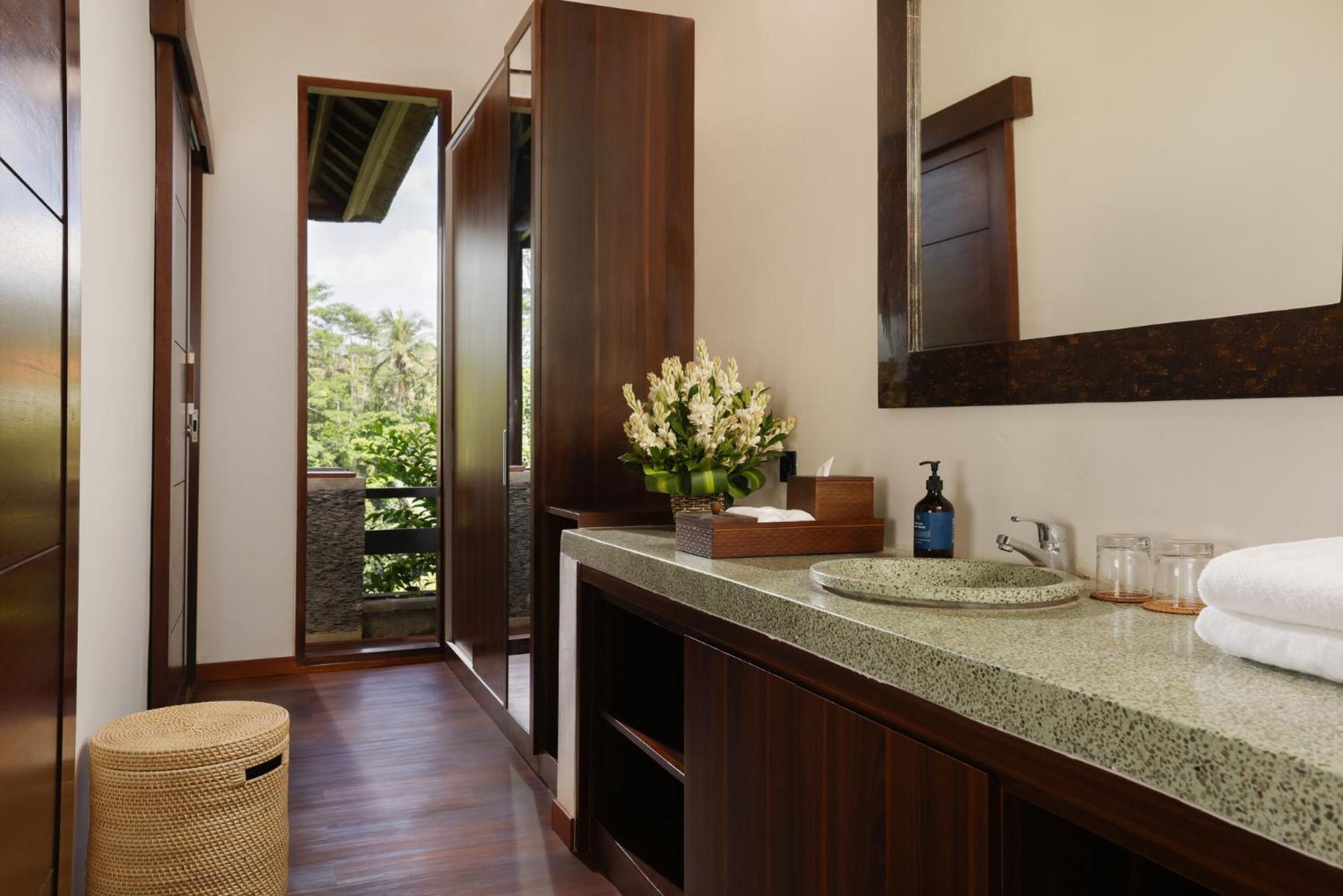 Two-Bedroom Villa - Photo 21