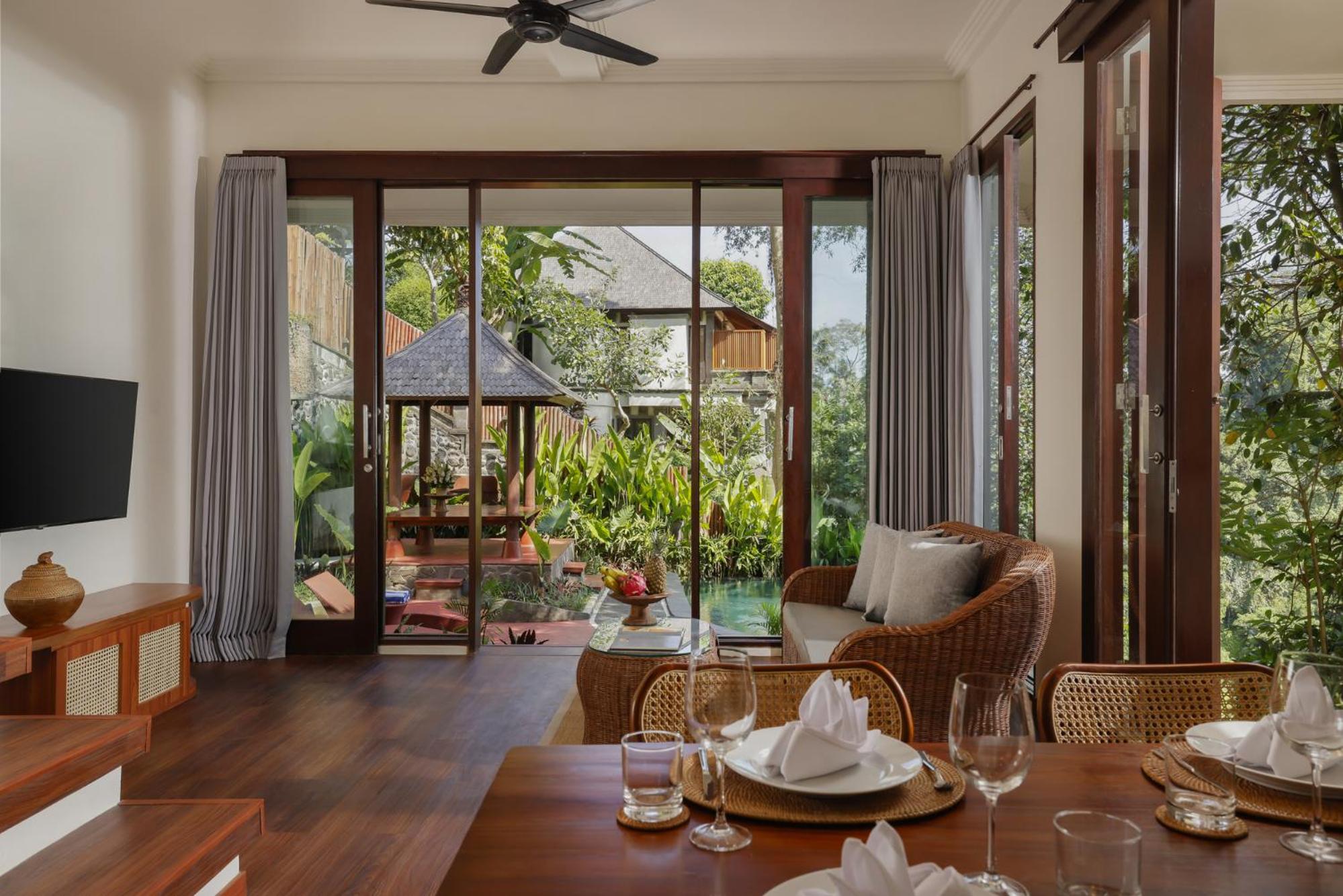 Two-Bedroom Villa - Photo 12