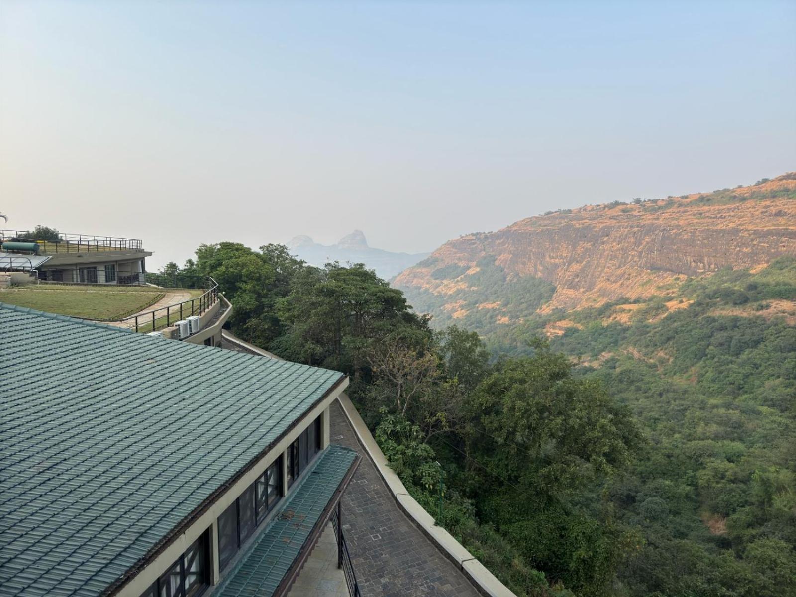 Premium Cottage Room with Valley View photo 3