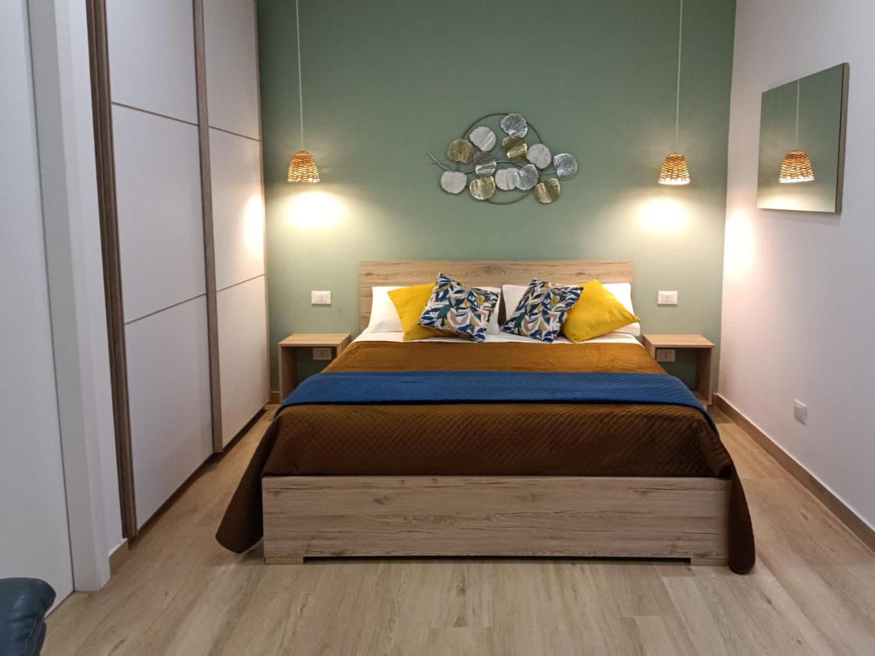 Studio Apartment with One Double Bed
